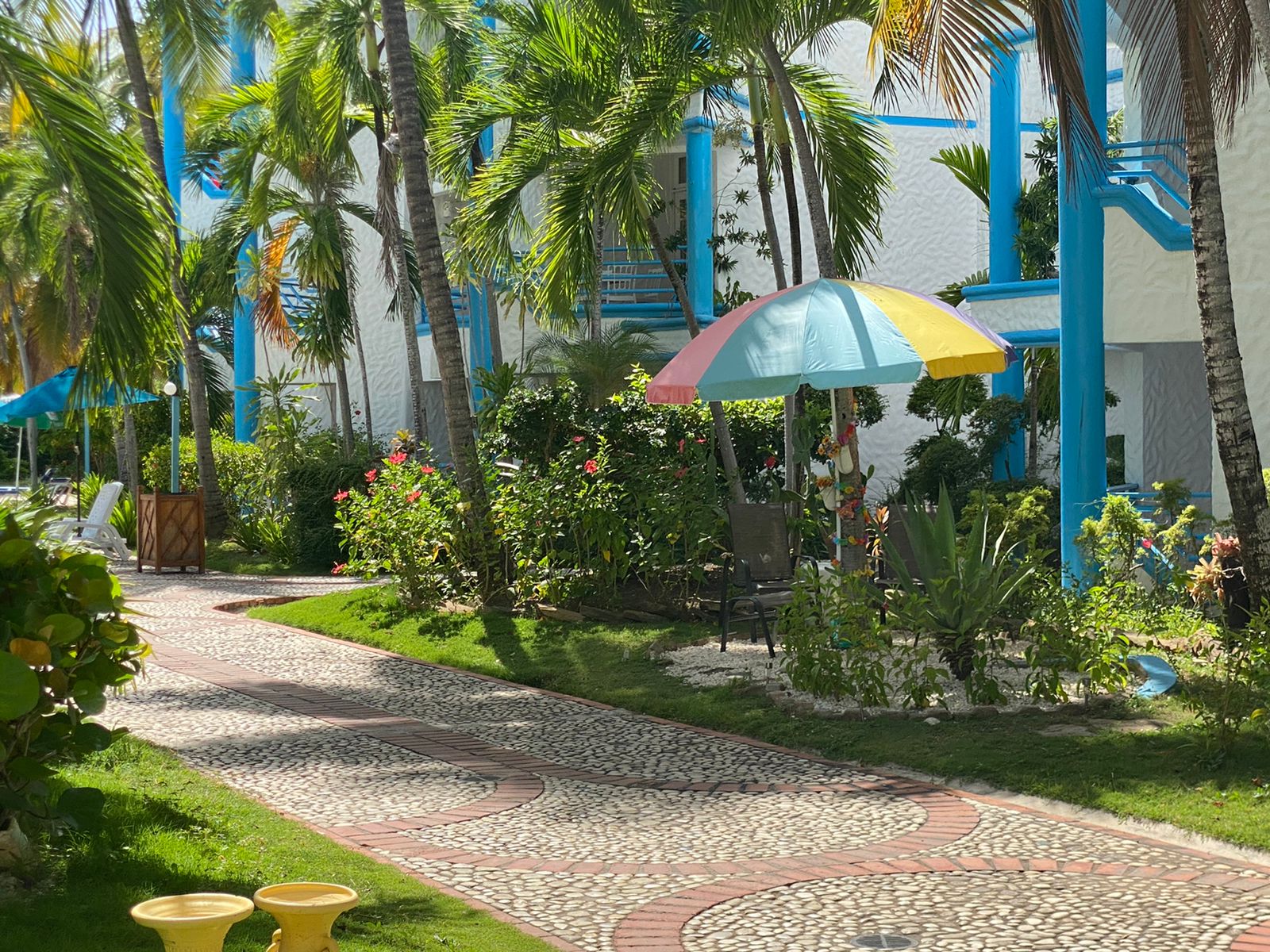 otros inmuebles - HOTEL 109 HABITACIONES ,RESORTS  BARAHONA.  2
