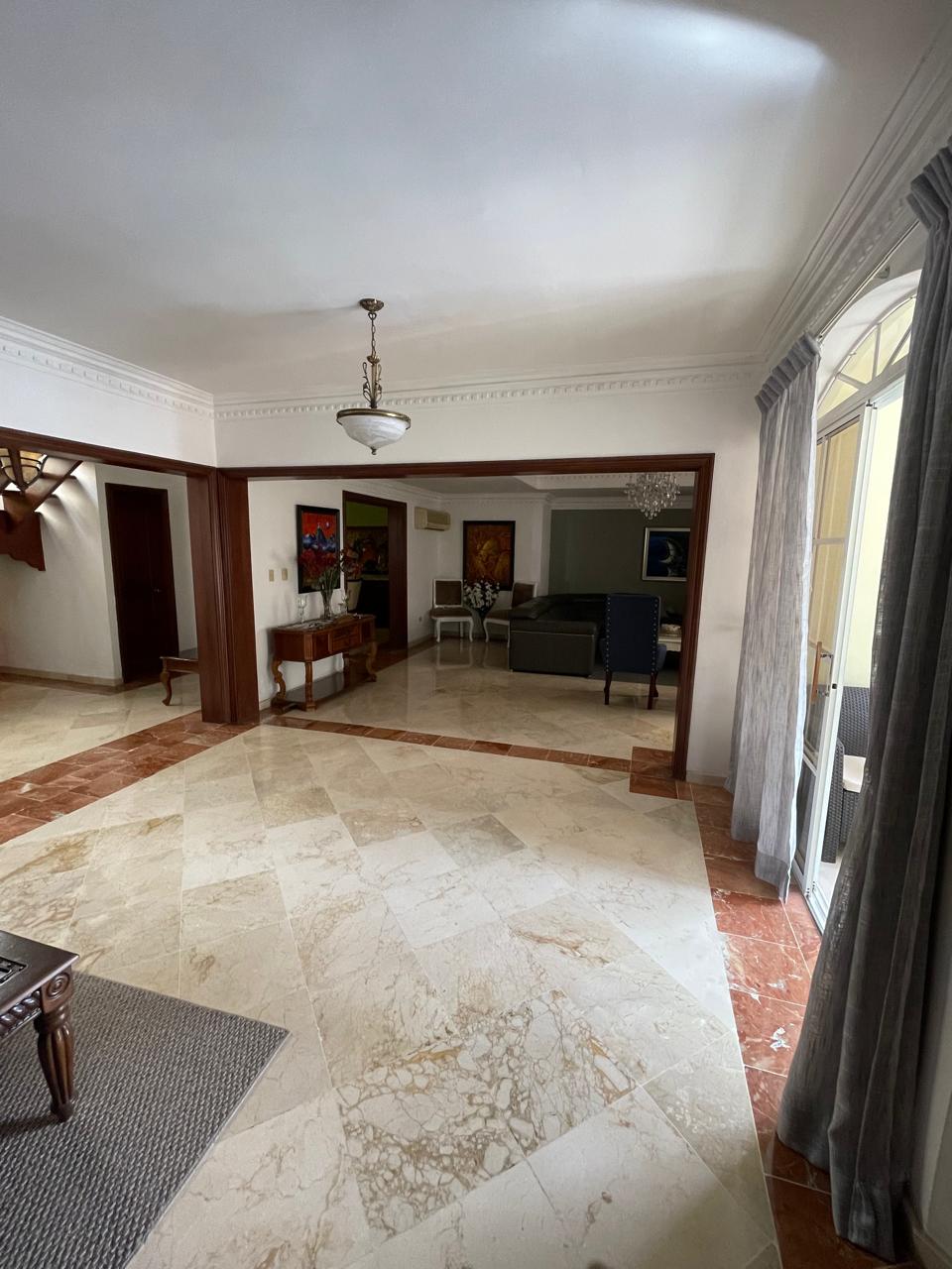 penthouses - Vendo Pent-house de 2 niveles en Los Cacicazgos  0