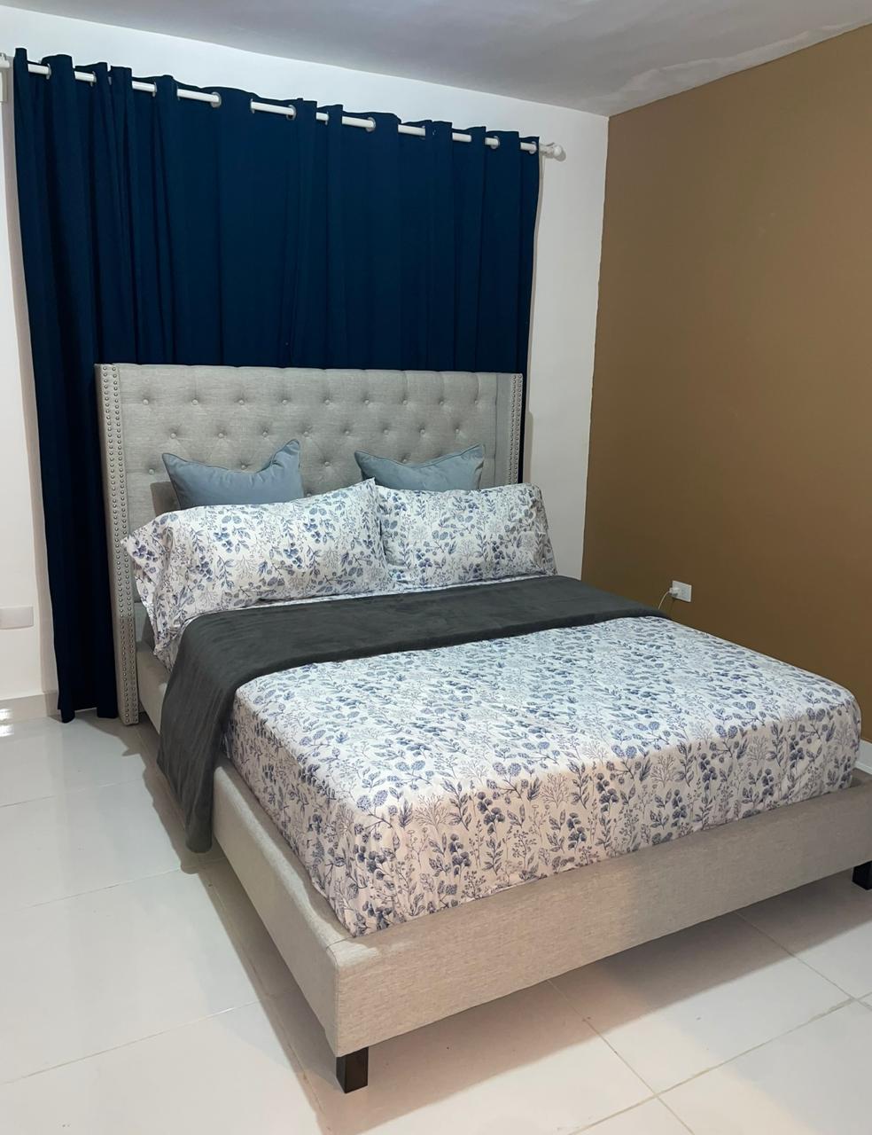 muebles y colchones - Cama + Colchón Queen