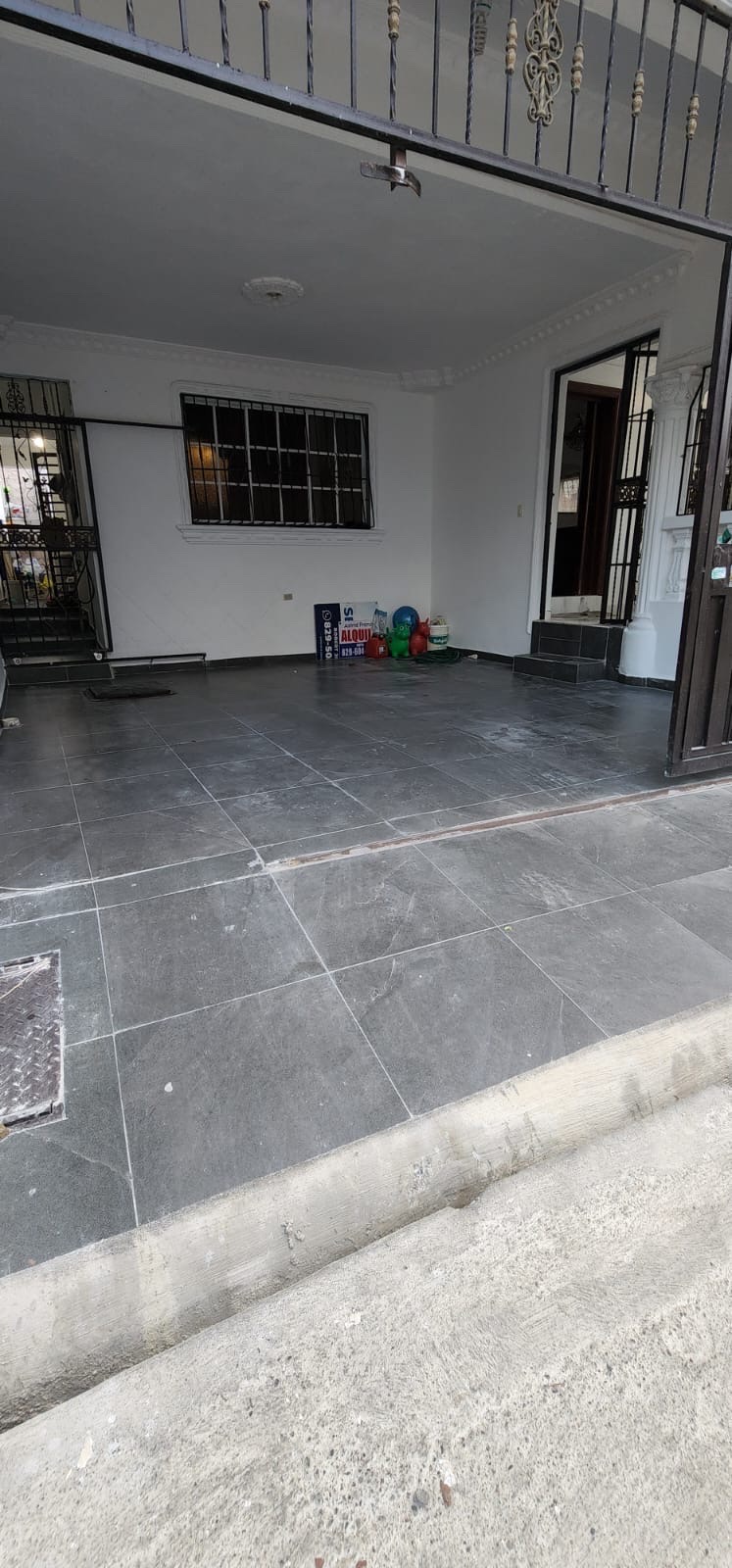 casas - venta de dos casas por el precio de una en la autopista de san isidro  7