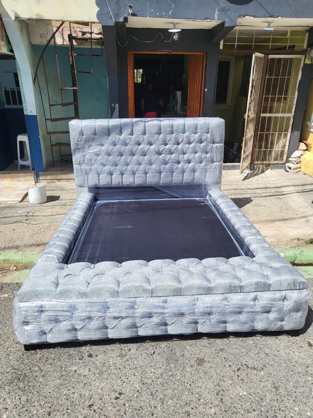 muebles y colchones - Base tapizada 