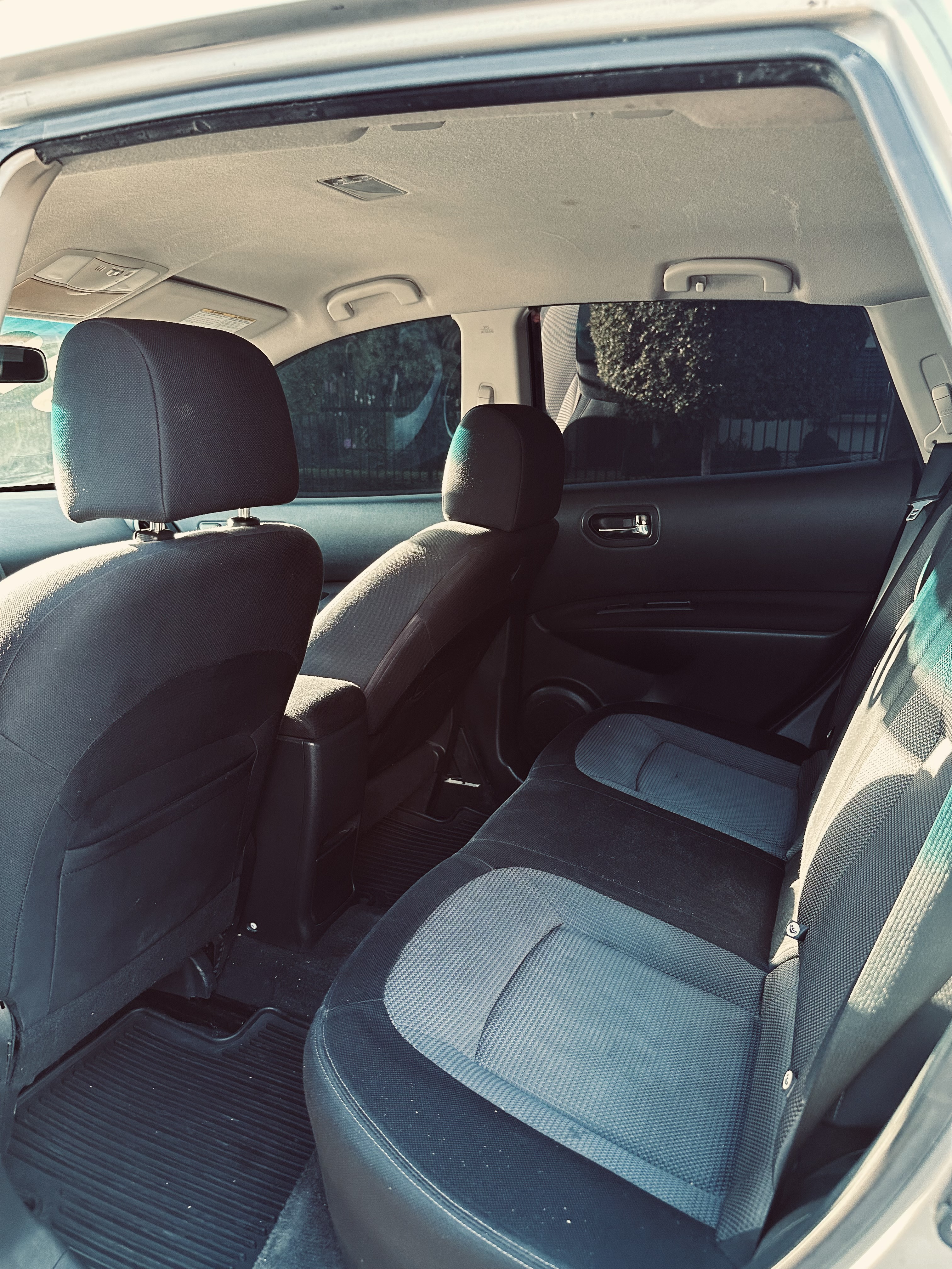 jeepetas y camionetas - Se vende Nissan Rouge 2010 4
