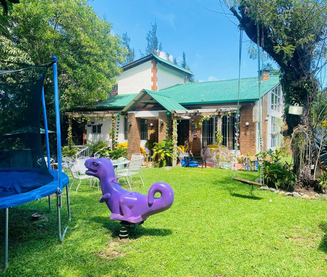casas vacacionales y villas - Encantadora Villa con Acceso al Rio, Jarabacoa  5