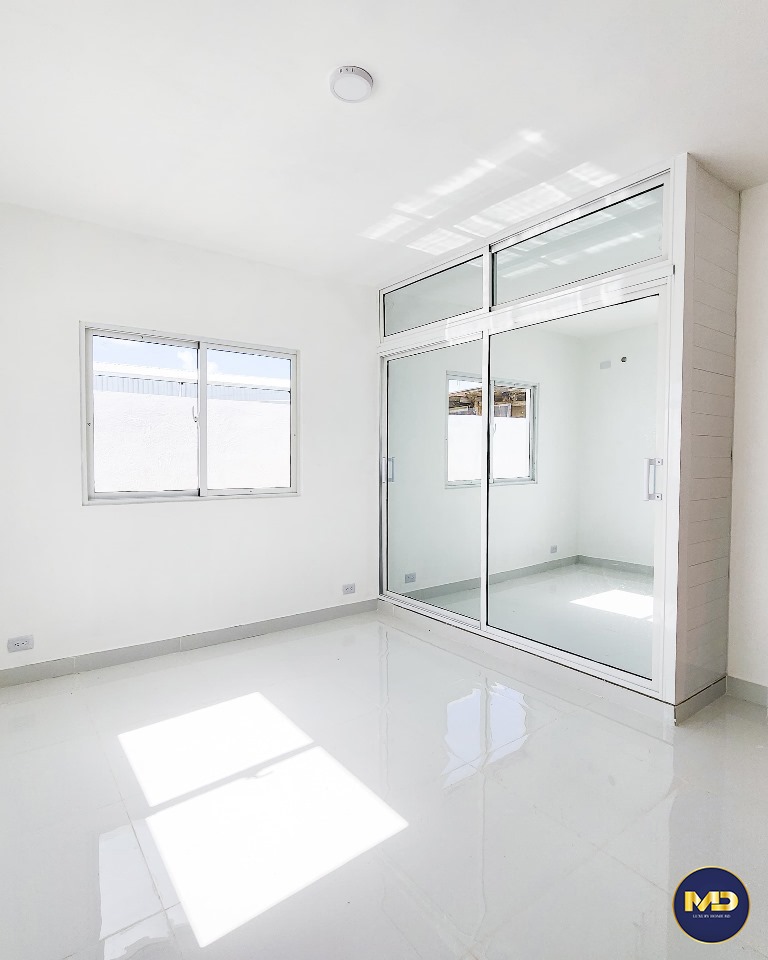 casas - 🏡Casa Nueva en Santo Domingo Este | 3Hab, Patio y Marquesina | Cerca Av. Hípica 6