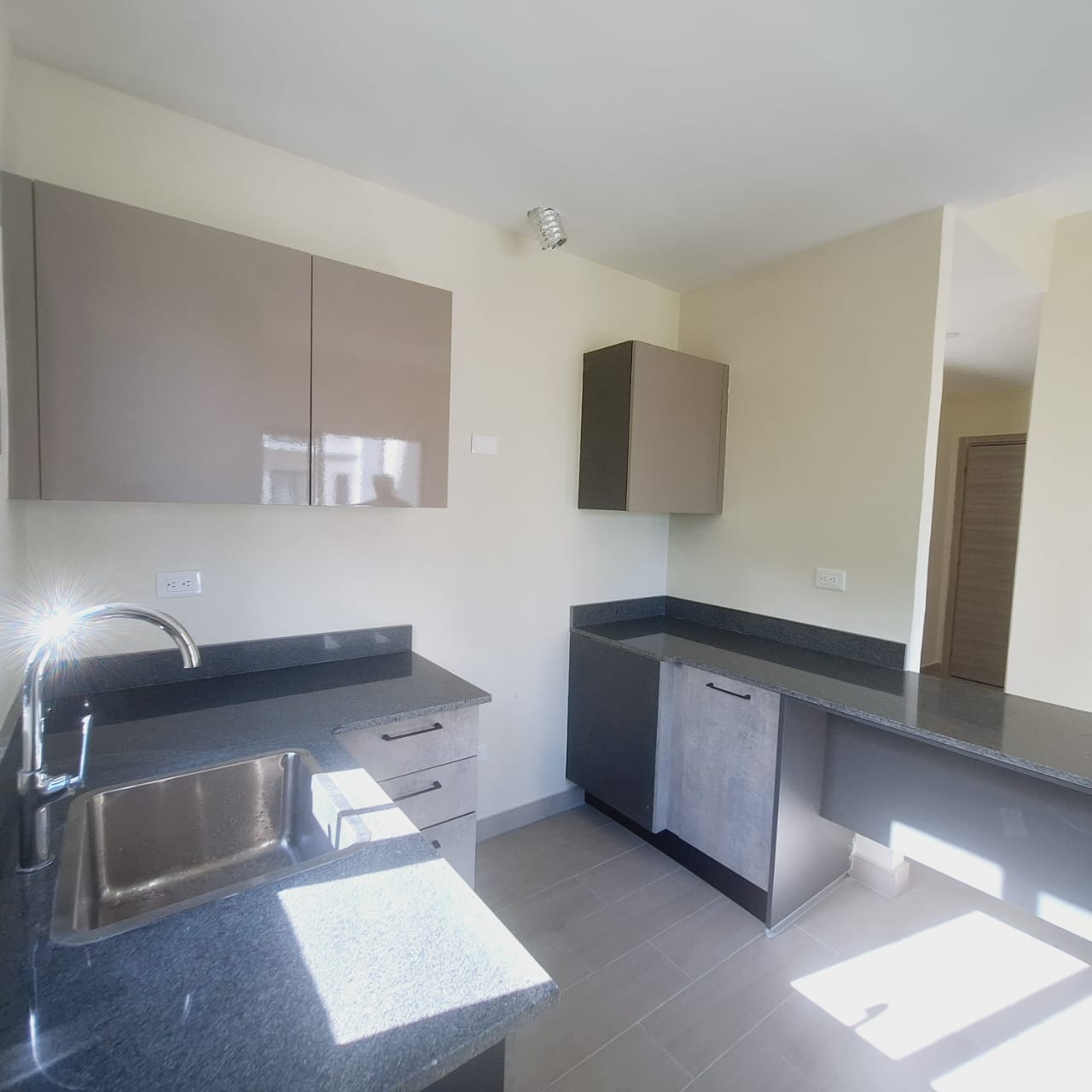 apartamentos - Renta de Apartamento en Panorama Lake Vista Cana 2