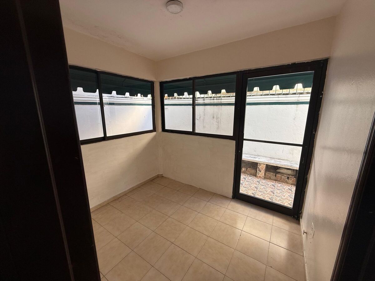 casas - Casa en Alquiler en Bella Vista santo domingo 3