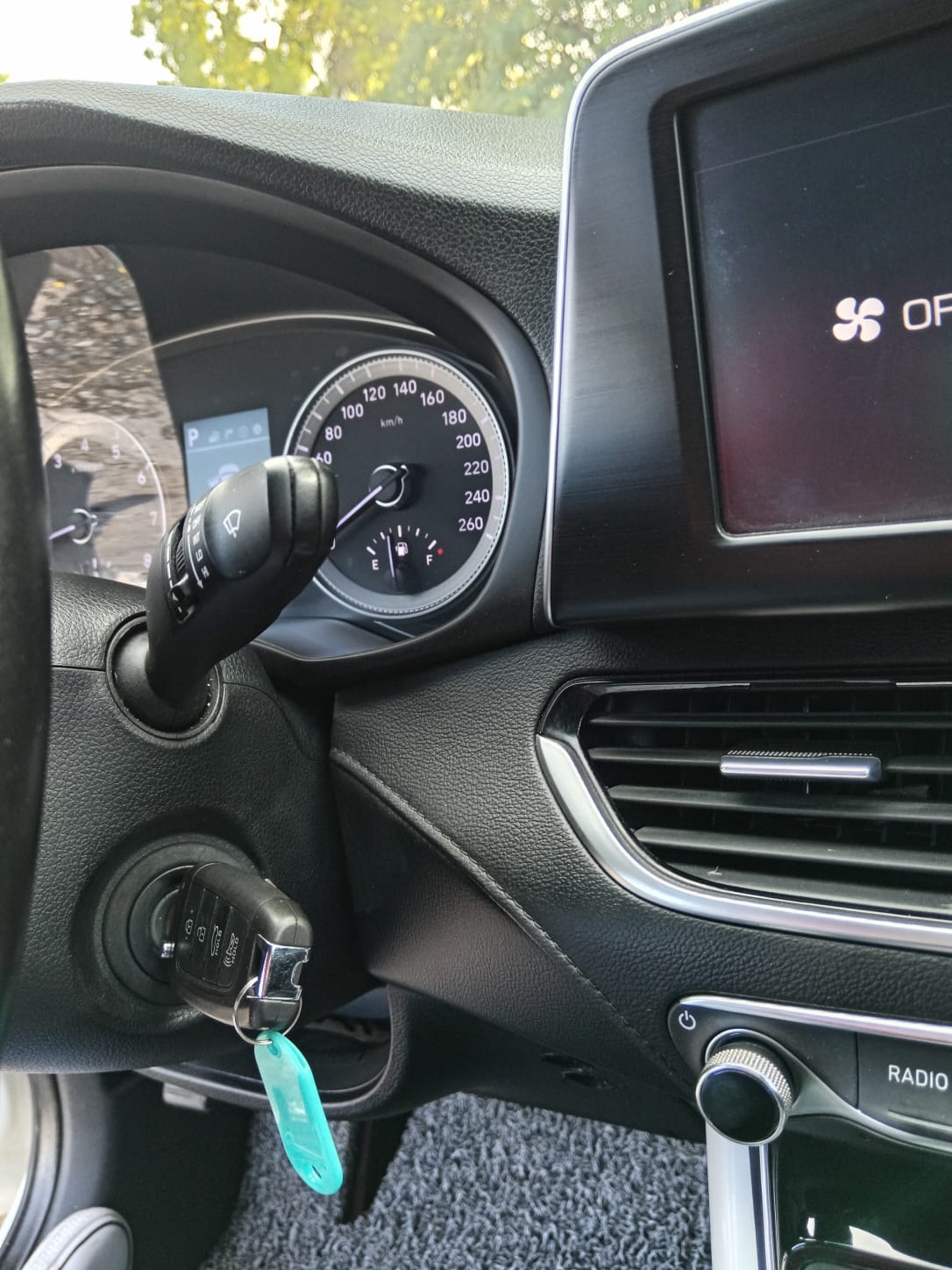 carros - HYUNDAI GRANDEUR 2018 BLANCO 6