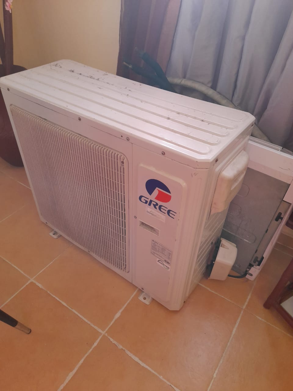 electrodomesticos - aire acondicionado en buena condiciones,automóvil en venta 