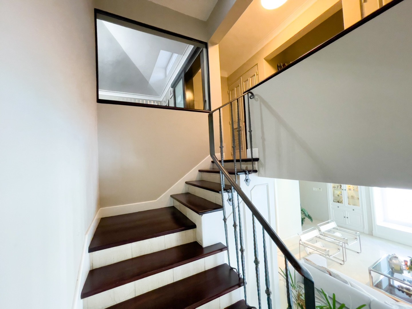 casas - Casa en Venta Moderna y Elegante con Piscina en Viejo Arroyo hondo 9