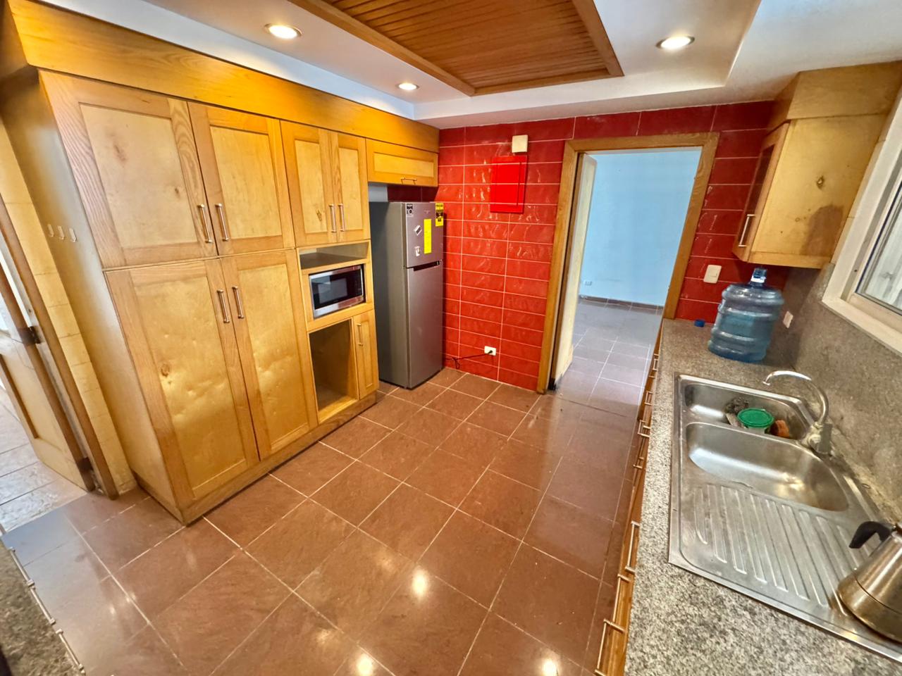 otros inmuebles - Vendo Townhouse en Piantini 8