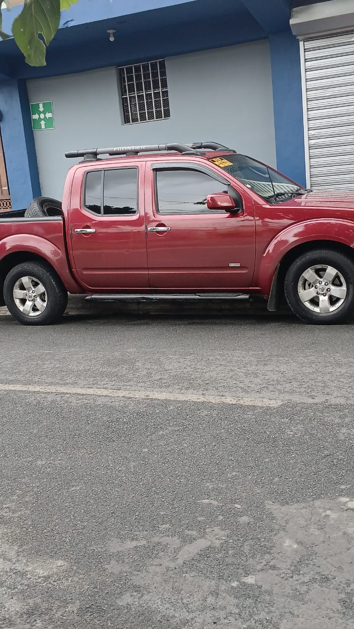 jeepetas y camionetas - Como nueva  nueva poca milla Nissan frontier 2009 1