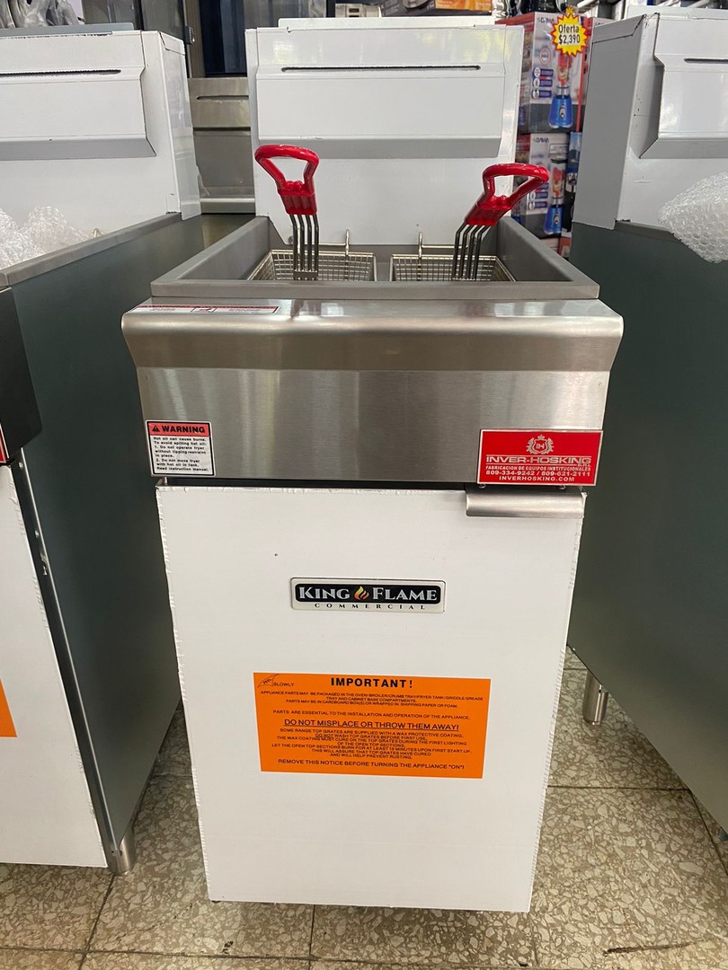 equipos profesionales - Freidora de 50 Lbs. 4 Quemadores.  0