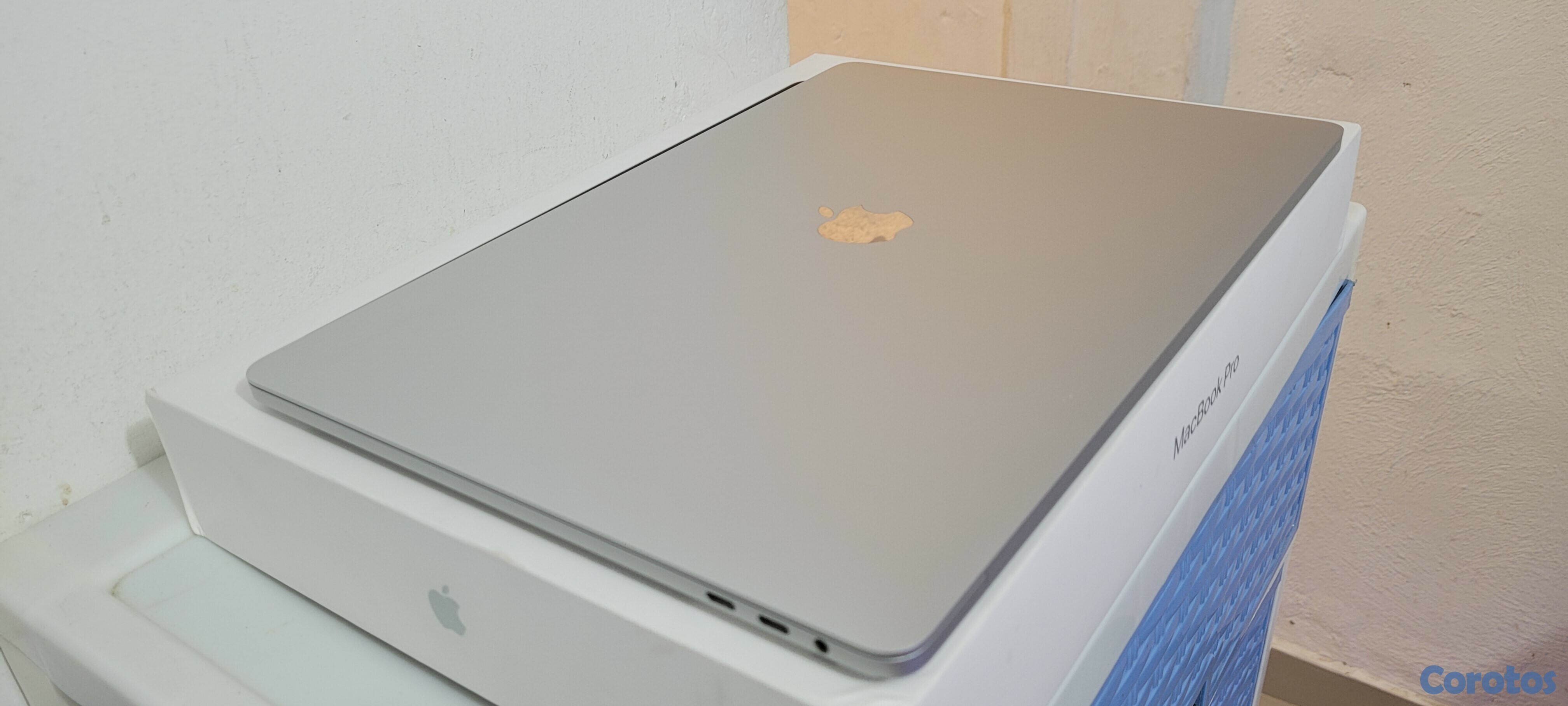 computadoras y laptops - apple Macbook pro Retina 15 Pulg Core i7 Ram 16gb ddr4 Disco 512gb SSD año 2018 3