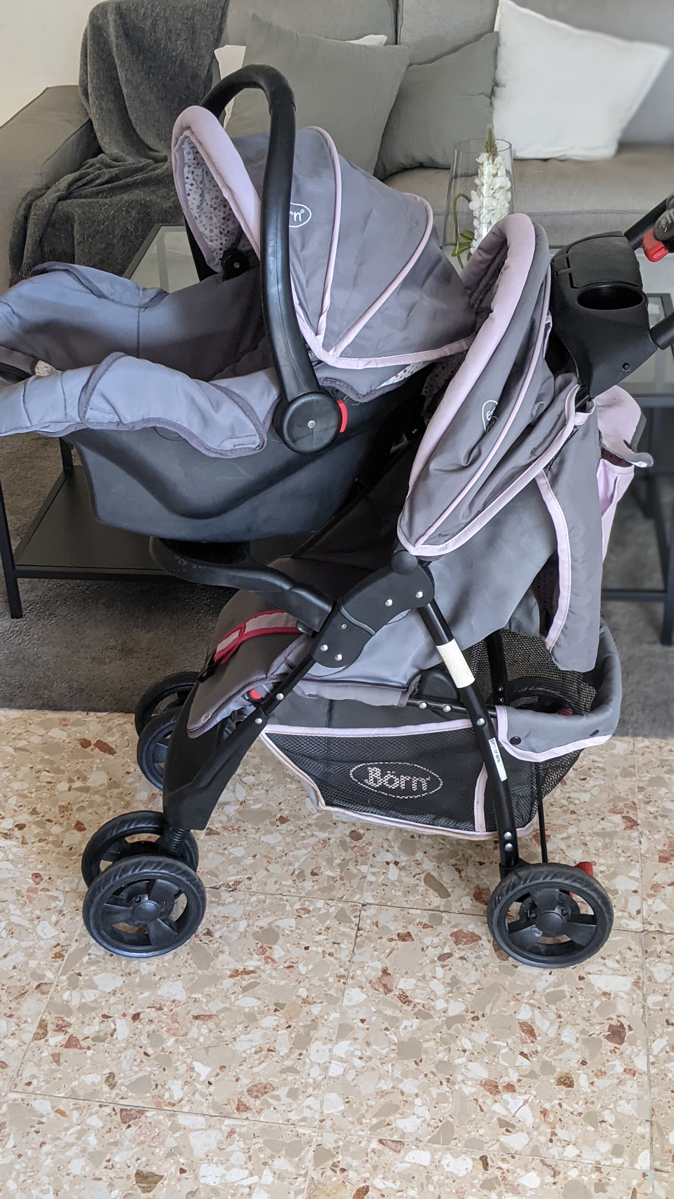 coches y sillas - Coche y Cargador Born 0
