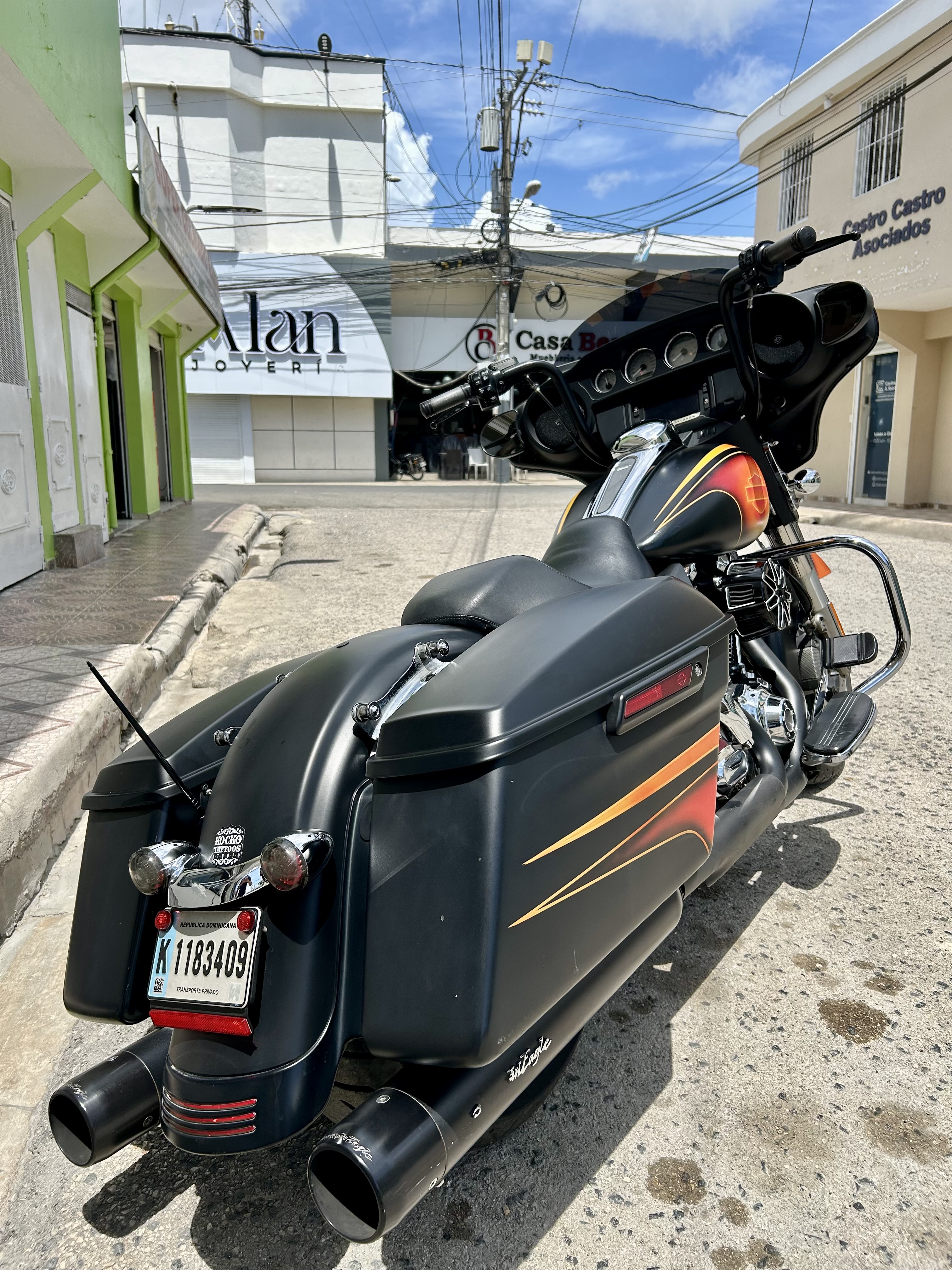 motores y pasolas - Harley Davidson Street Glide año 2015 6