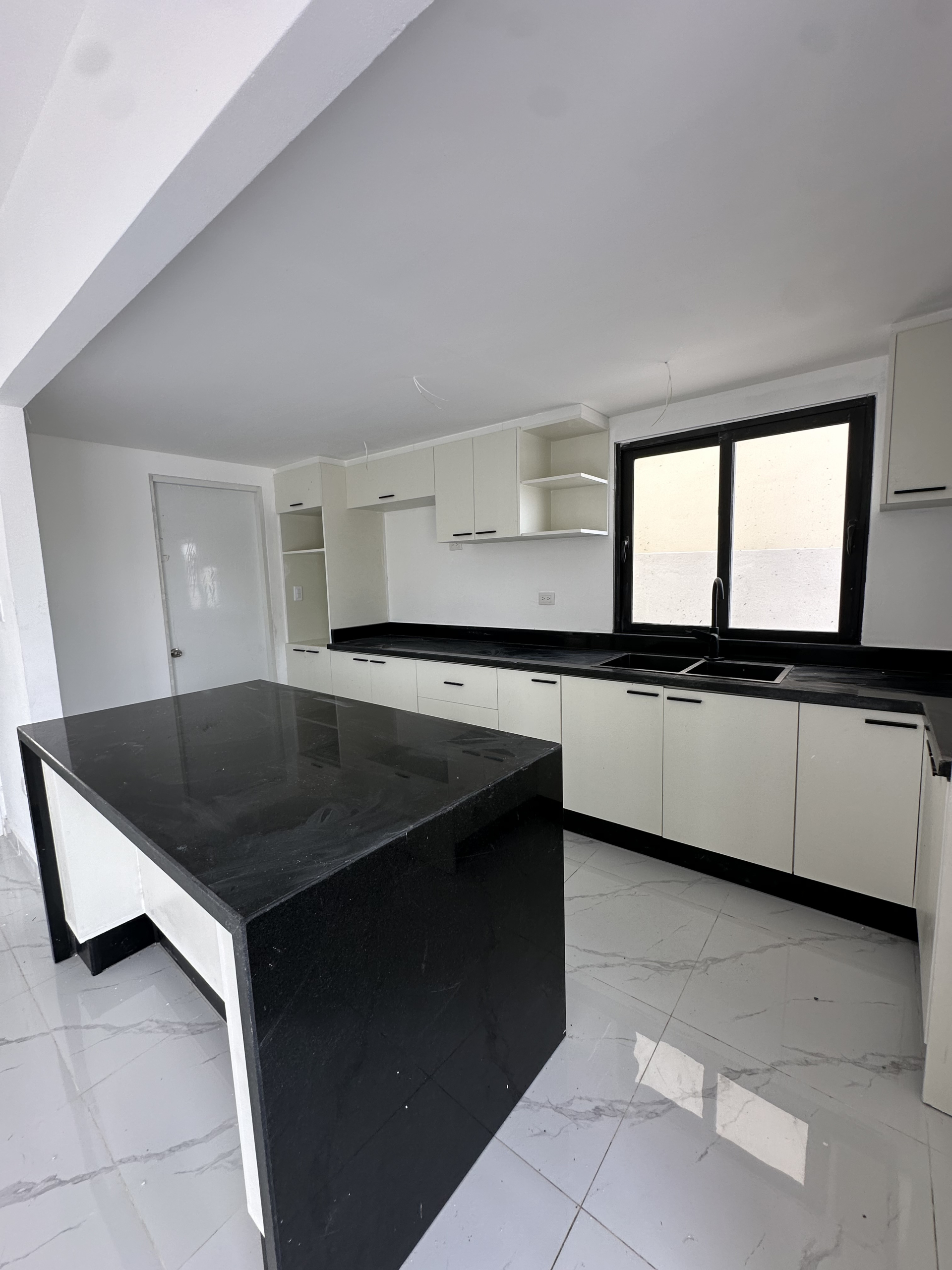 casas - Casa lista en venta de 3 habitaciones - Punta Cana 2