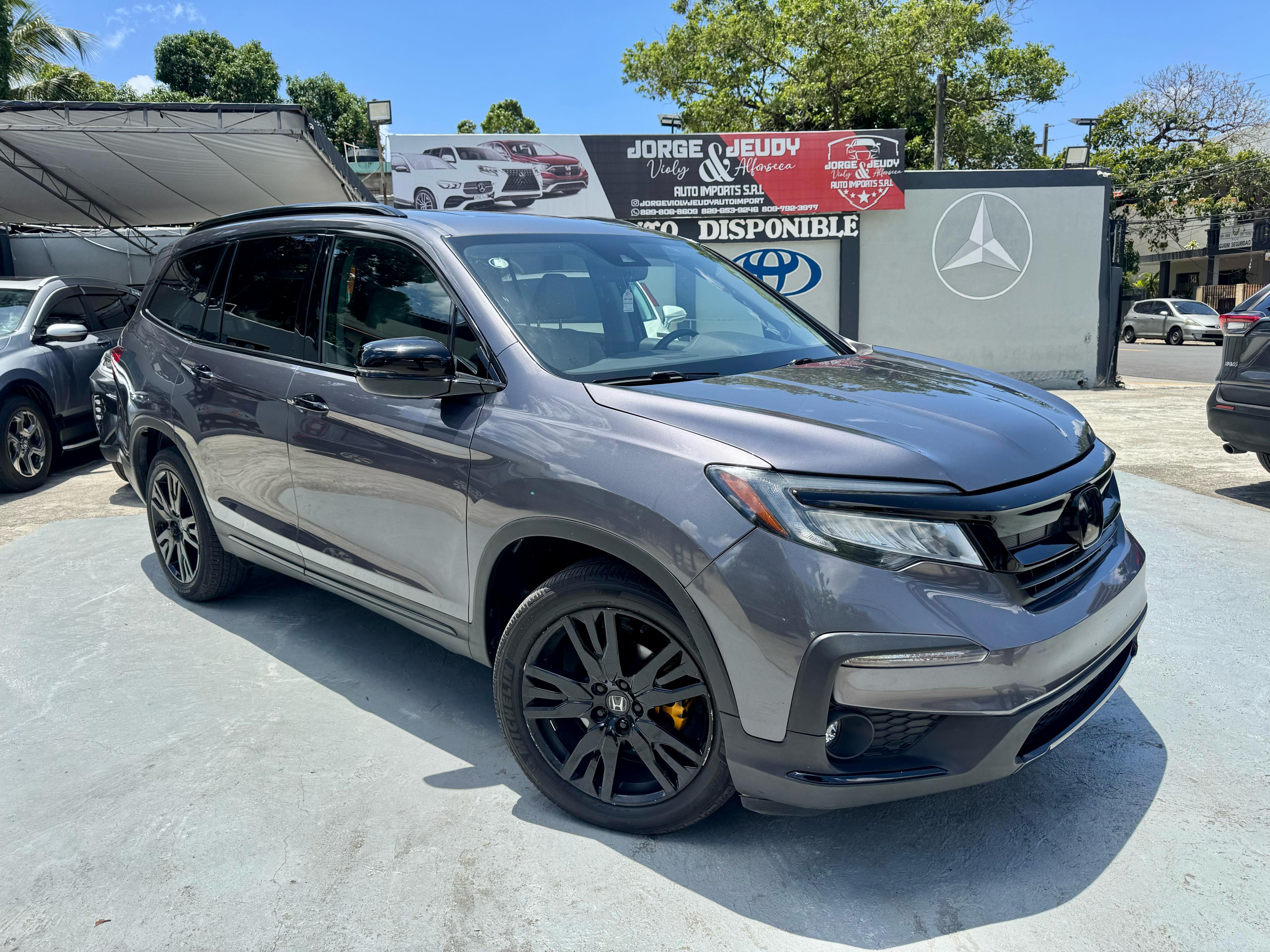 jeepetas y camionetas - Honda Pilot Touring 2019 AWD Como Nueva!