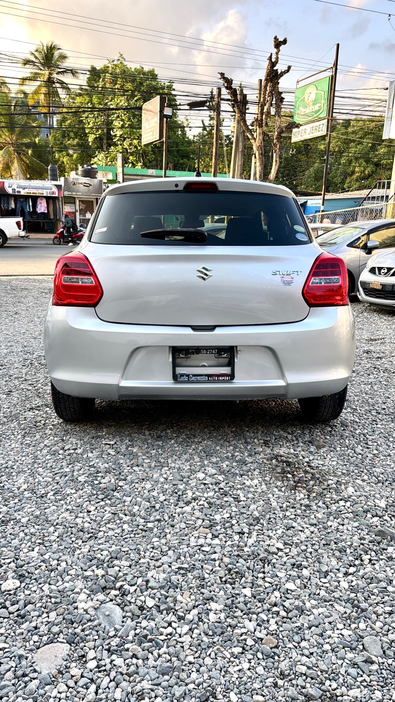 carros - Suzuki Swift 2019  8
