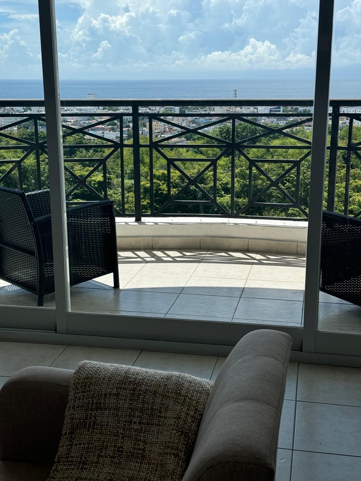 apartamentos - 🏡 ¡Amplio y Elegante Apartamento en Renta!  ¡Bien 1