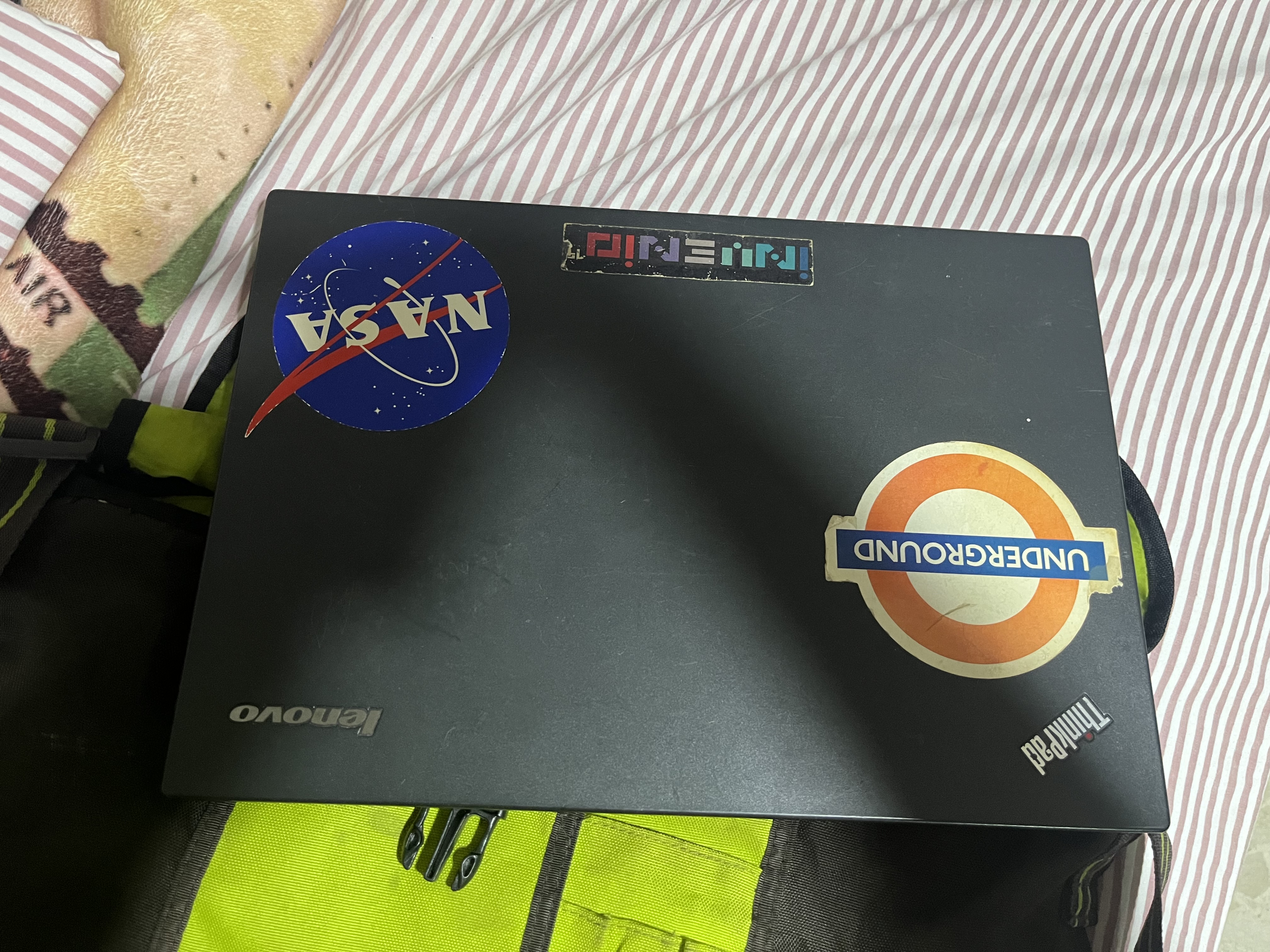 computadoras y laptops - Se vende laptop Lenovo 1