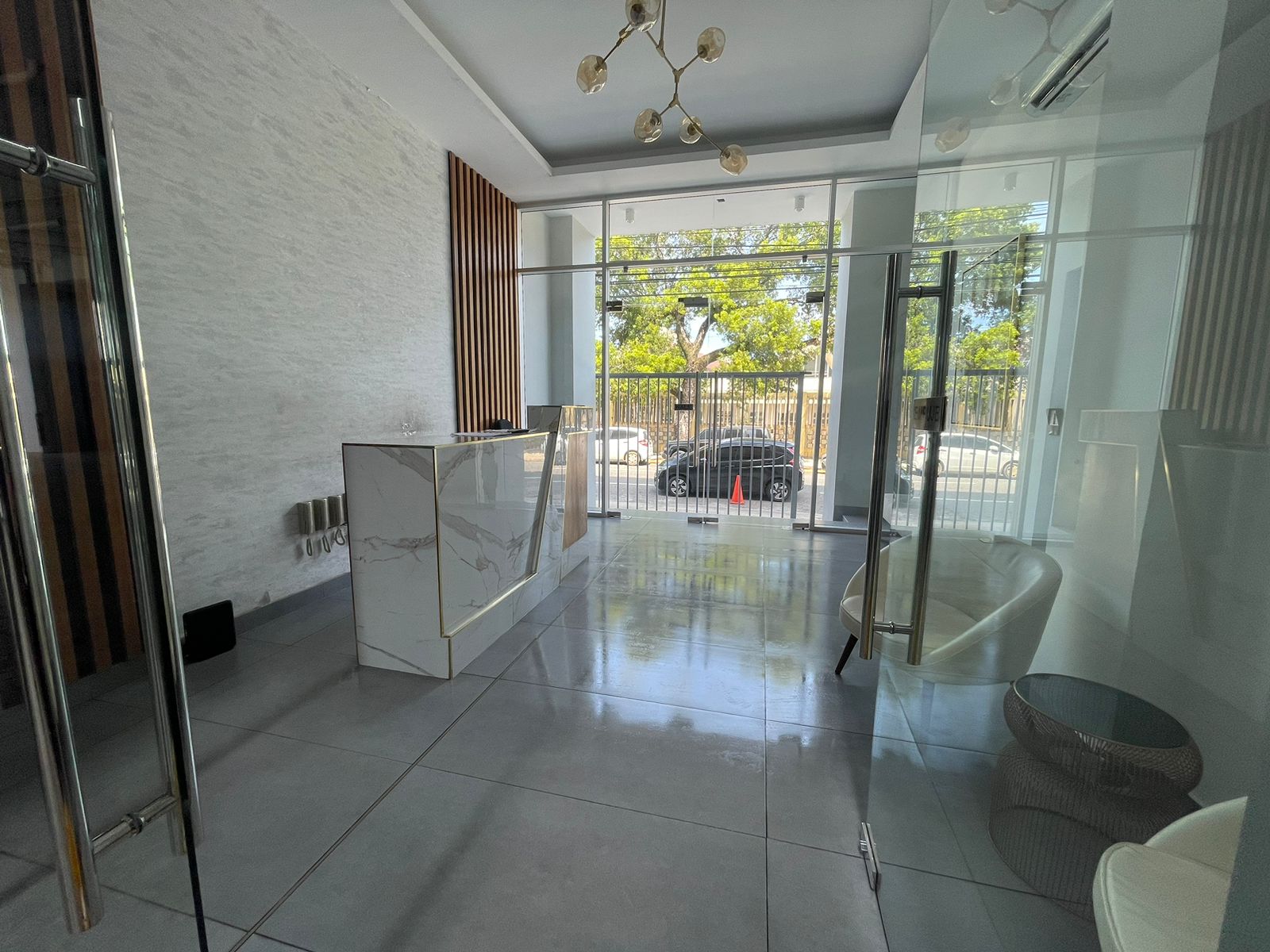 apartamentos - iso 4 Con Ascensor Y Línea Blanca Zona Universitar 9