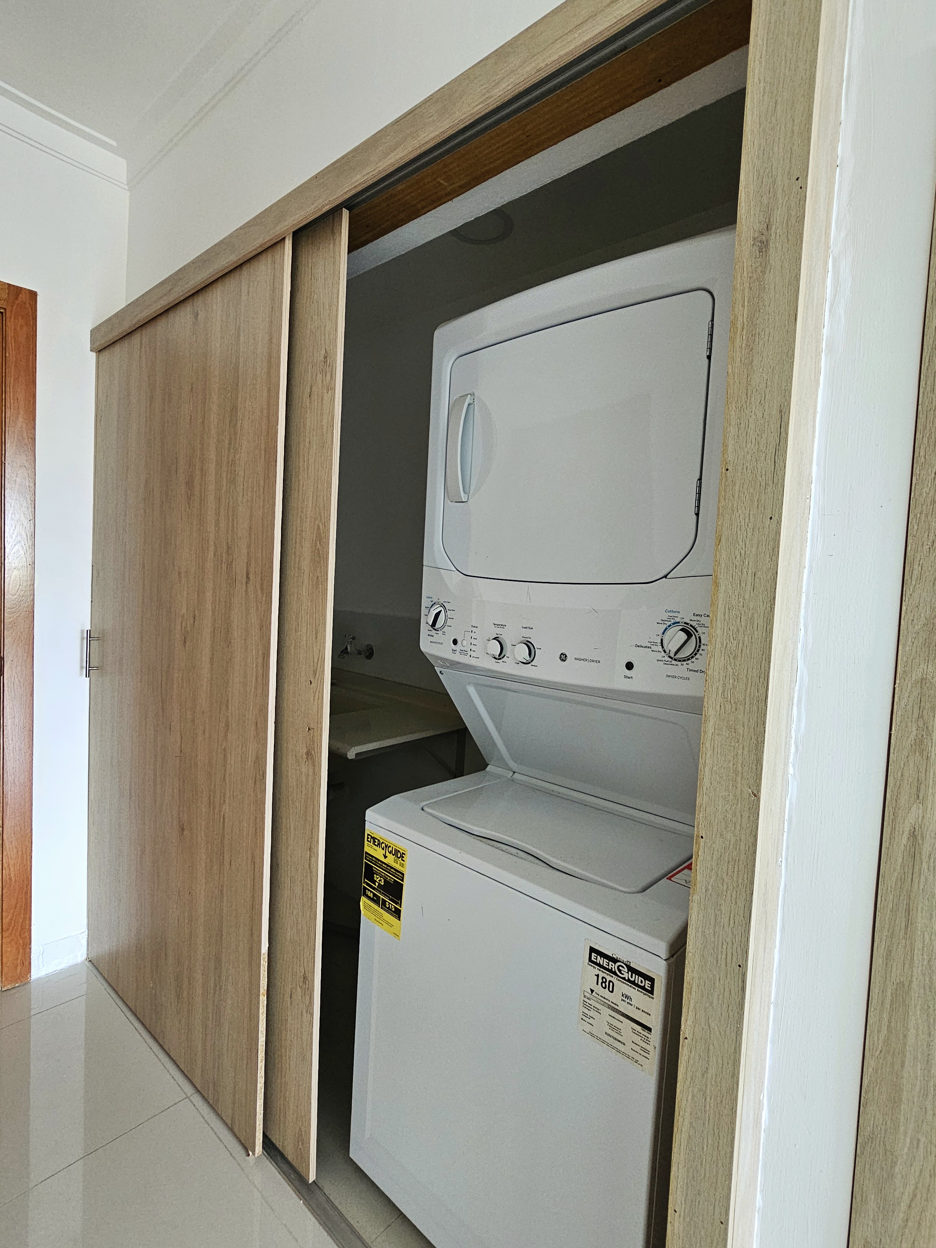 apartamentos - se alquila apartamento en gazcue con línea blanca 6