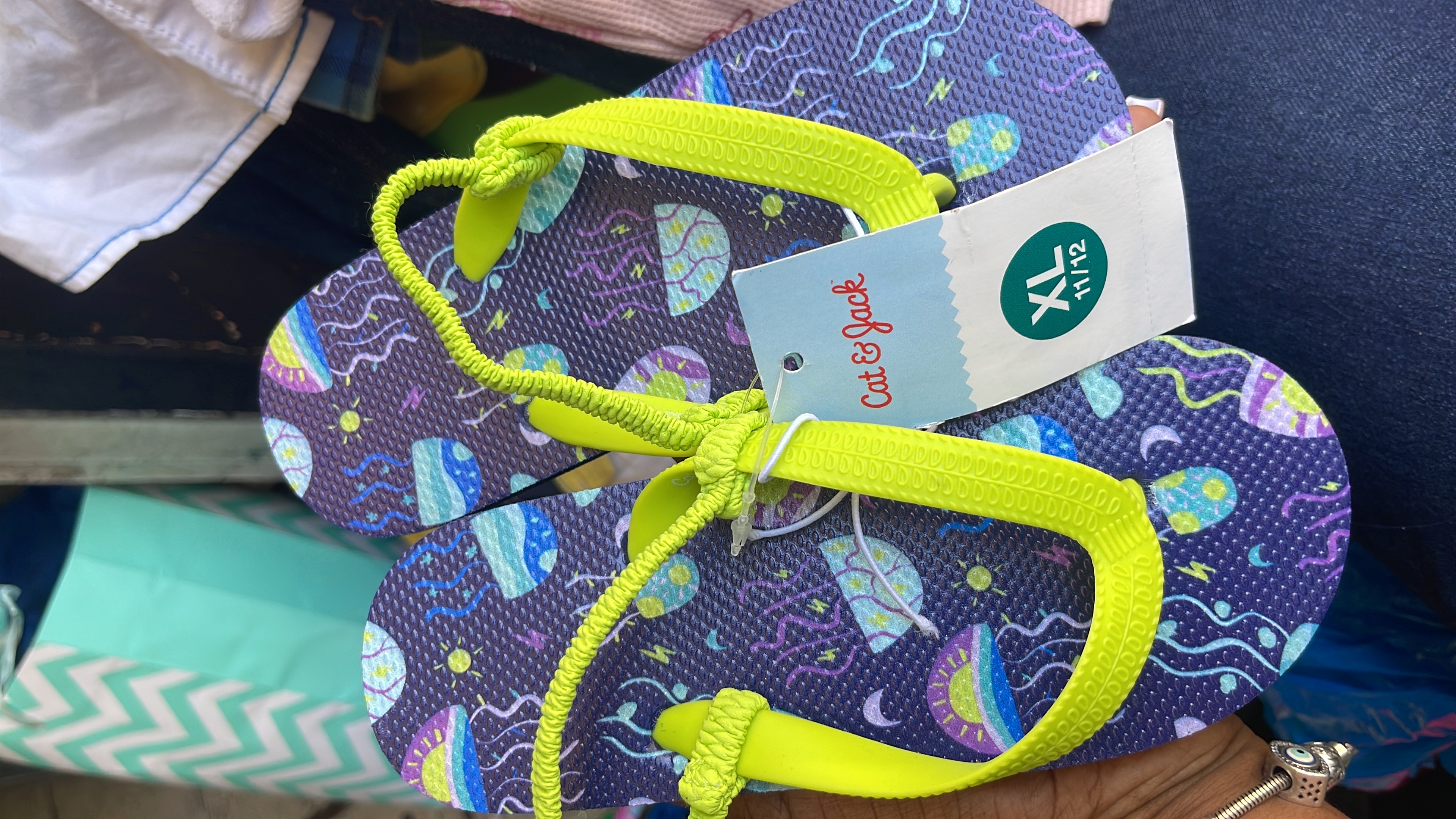 ropa y zapatos - calipsos y alpargatas de niños  5