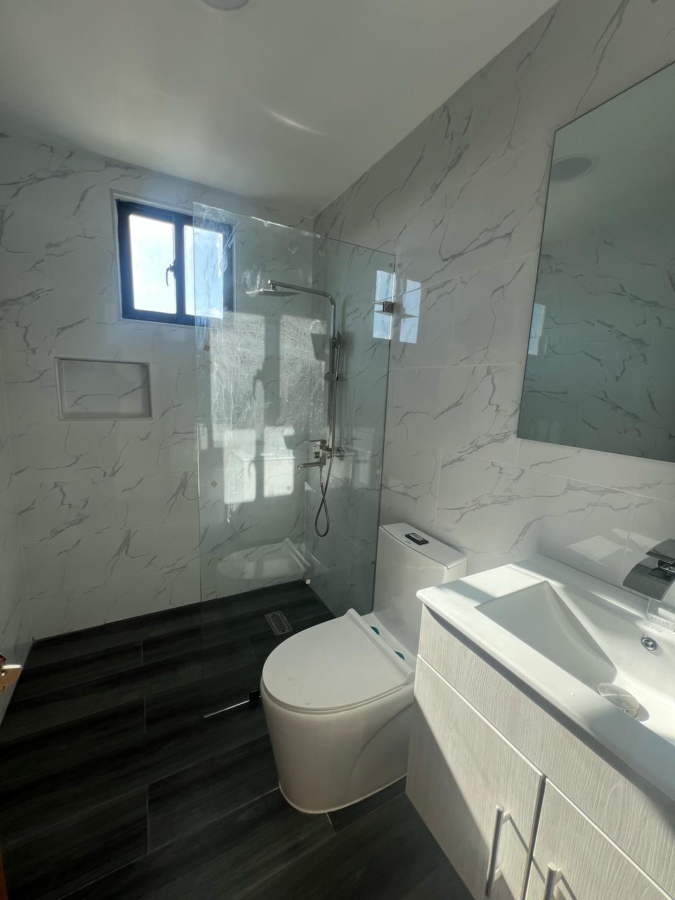 apartamentos - Apt.5to piso con ascensor,gas,planta full, Lobby y terraza común para actividad. 3