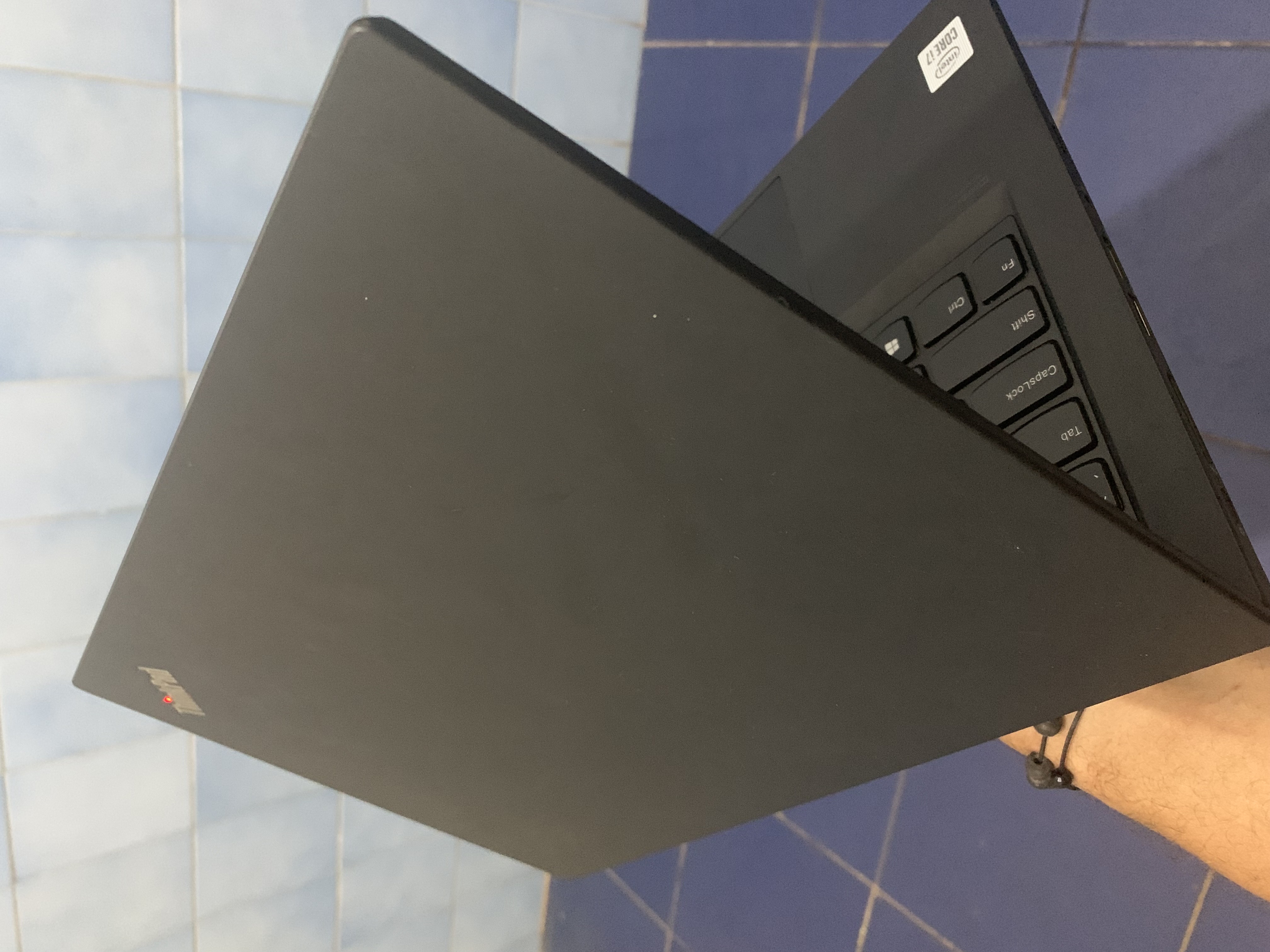 computadoras y laptops - Venta de laptop usada…. esta como nueva!!
Negociable  3