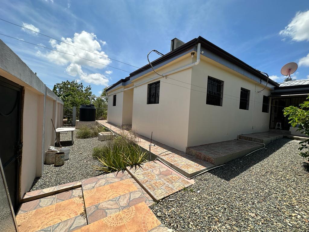 casas - Espectacular y amplia casa de venta en La Vega 6