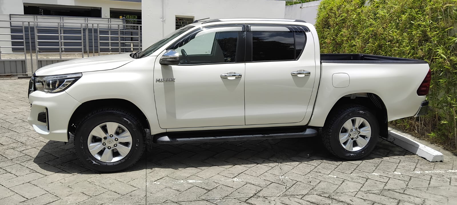 jeepetas y camionetas - CAMIONETA HILUX 2020- LA MAS NUEVA DE TODAS!!! 0