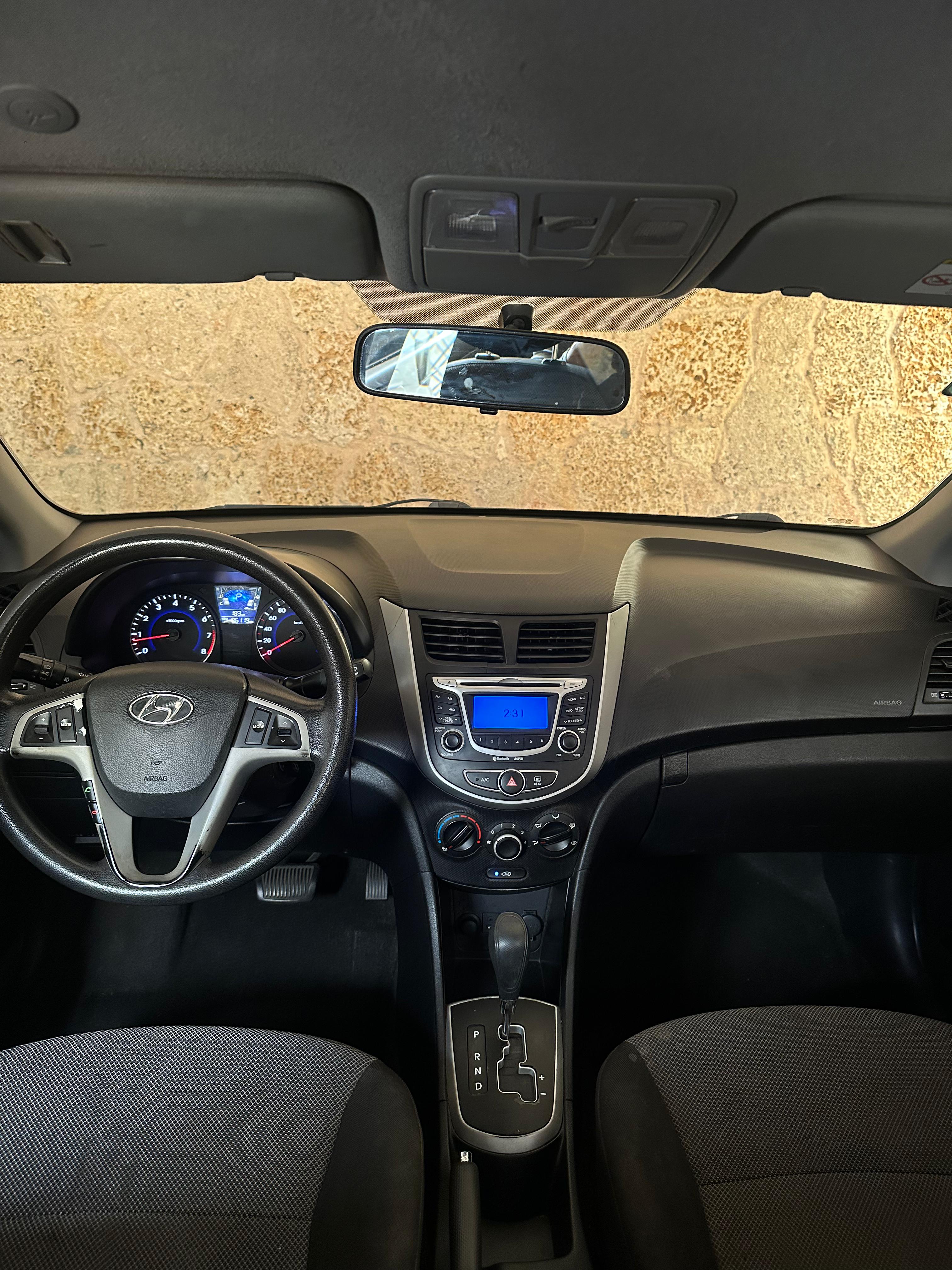 carros - hyundai accent 2012 3