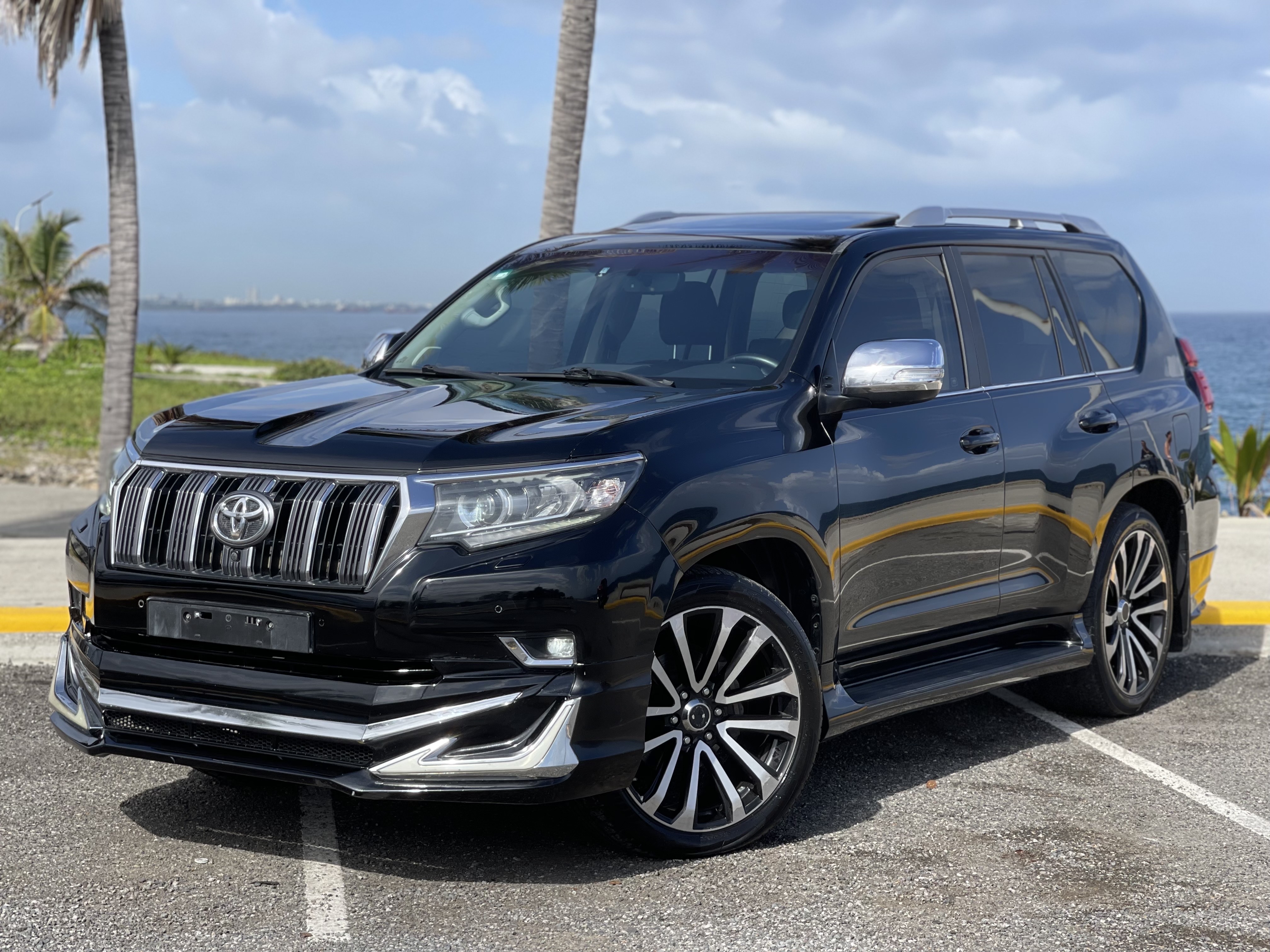 jeepetas y camionetas - Toyota Land Cruiser Prado VXL 2020 0
