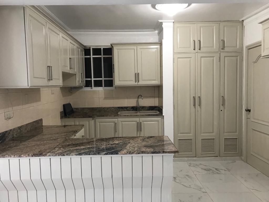 apartamentos - Se Vende Apartamento en La zurza I, cerca del Monumento 6
