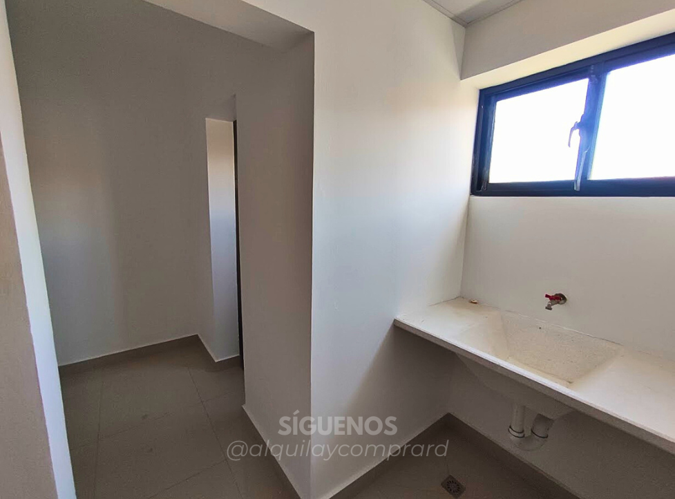 apartamentos - Apto. Nuevo, Cerca de la Pista de San Isidro 4