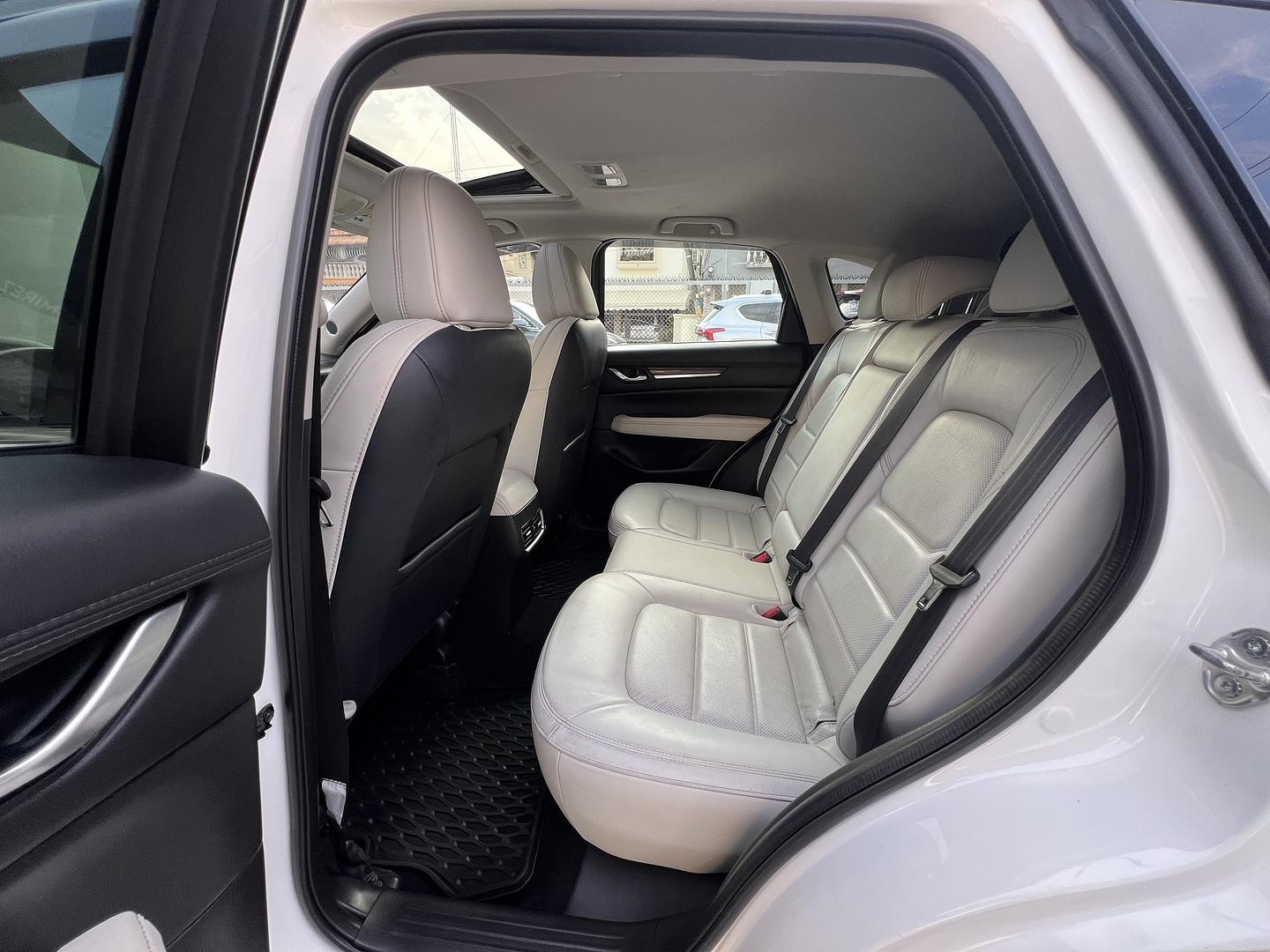 jeepetas y camionetas - Mazda CX5 Grand Touring AWD 2019 7