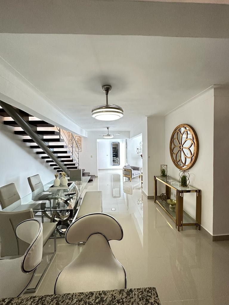 penthouses - Penthouse Amueblado en Ave. Hispanoamericana  0
