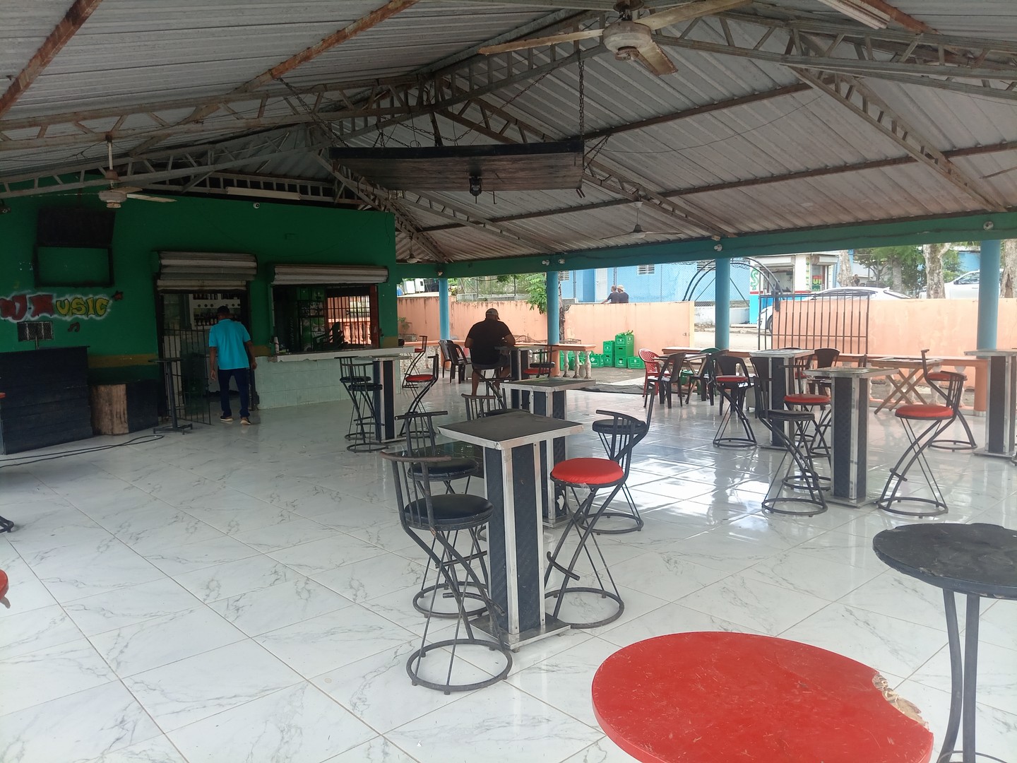 otros inmuebles - En Venta de Oportunidad GALLERA EN FUNCIONAMIENTO  3