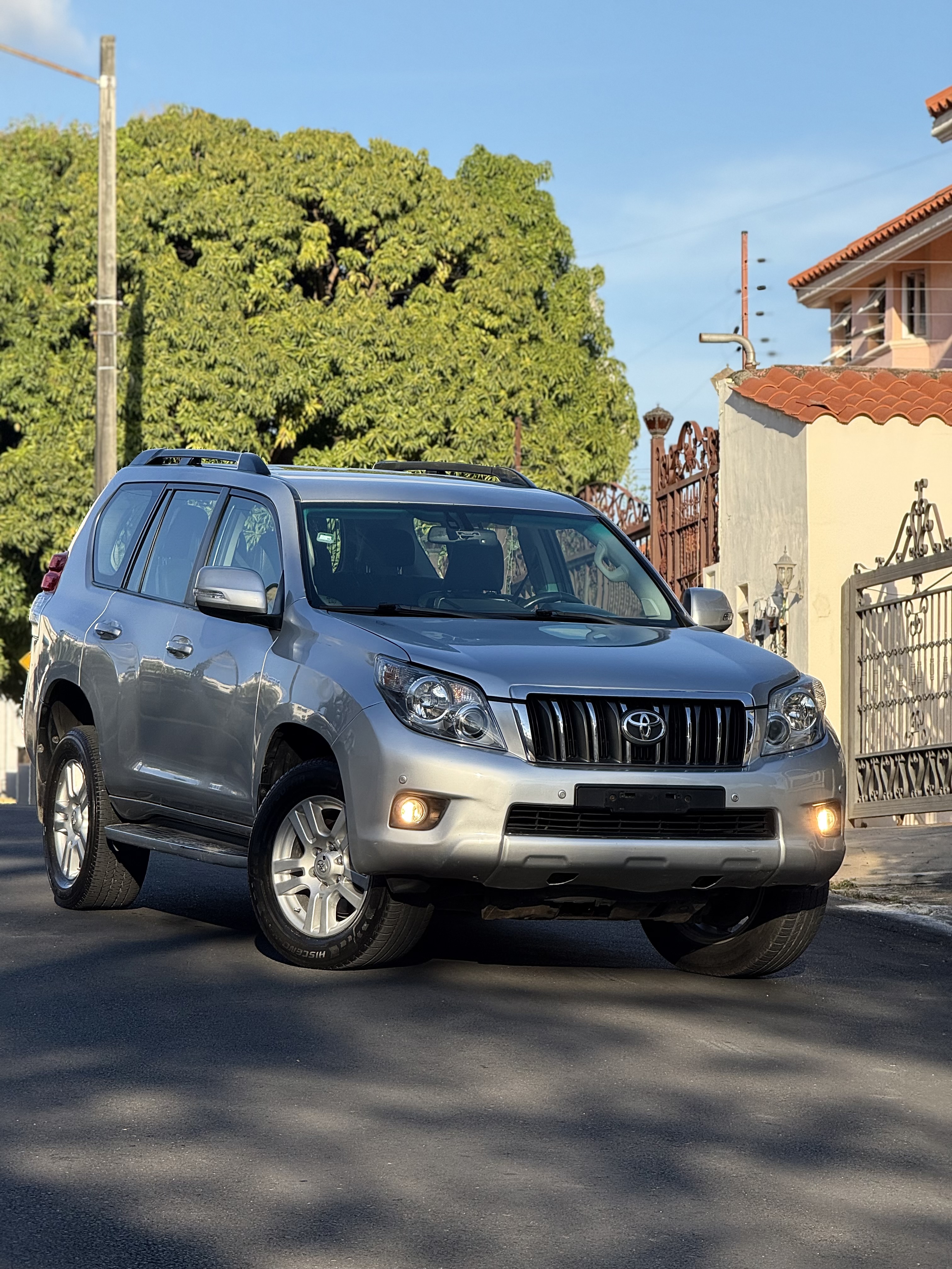 jeepetas y camionetas - Toyota Land Cruiser Prado VX 4X4 Diesel 2011 