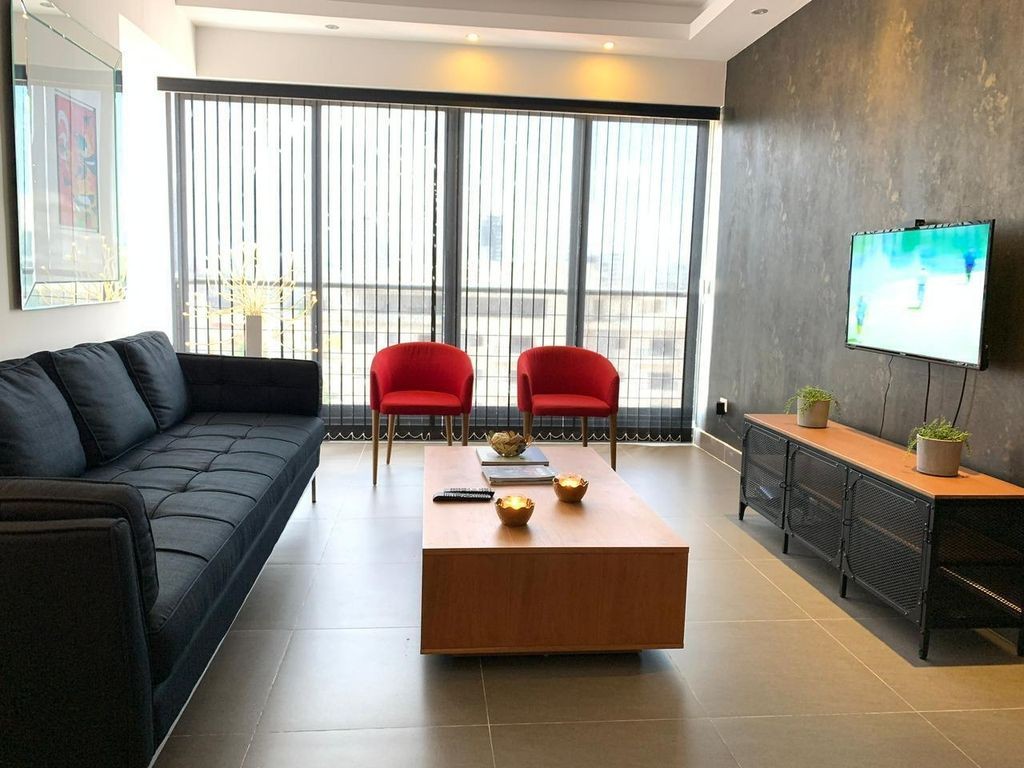 apartamentos - Apartamento amueblado con linea blanca balcón terraza ascensor jacuzzi 2