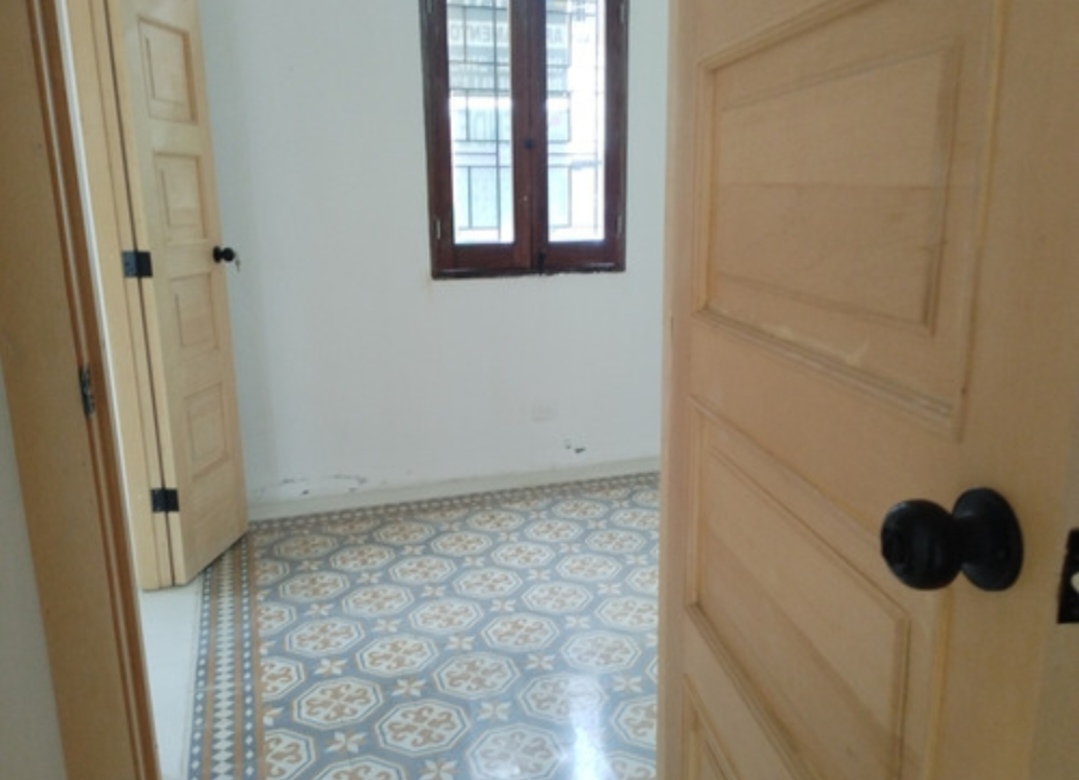 casas - Oportunidad 2 Casa En Zona Colonial Remodelada Con Picuzzy  4