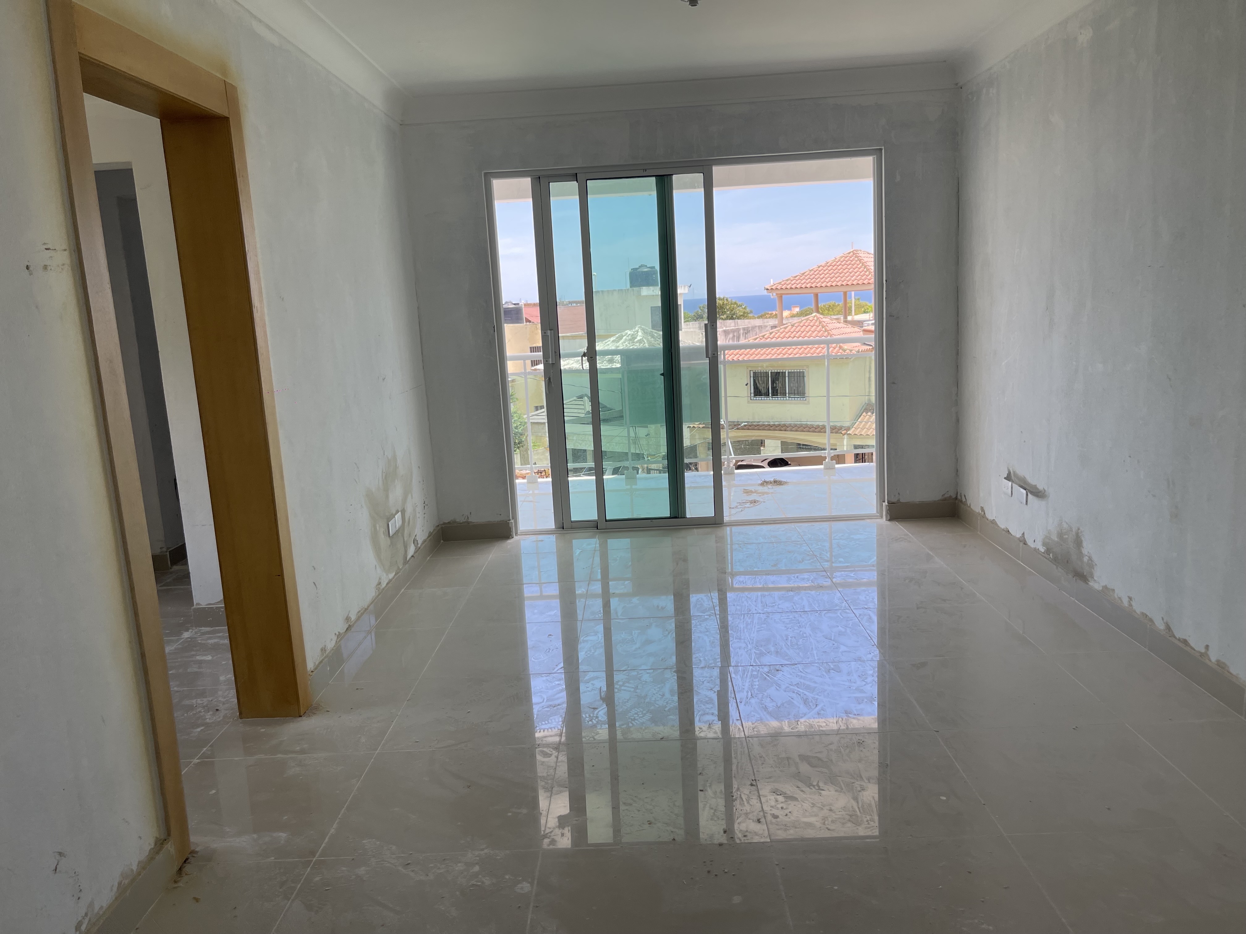 apartamentos - Apartamentos listos para mayo de 2 habitaciones RD$6,200,000