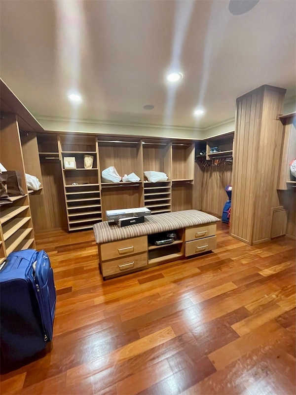 casas - Venta de Maravillosa Mansión Amueblada en la avenida independencia de 4000mts 6