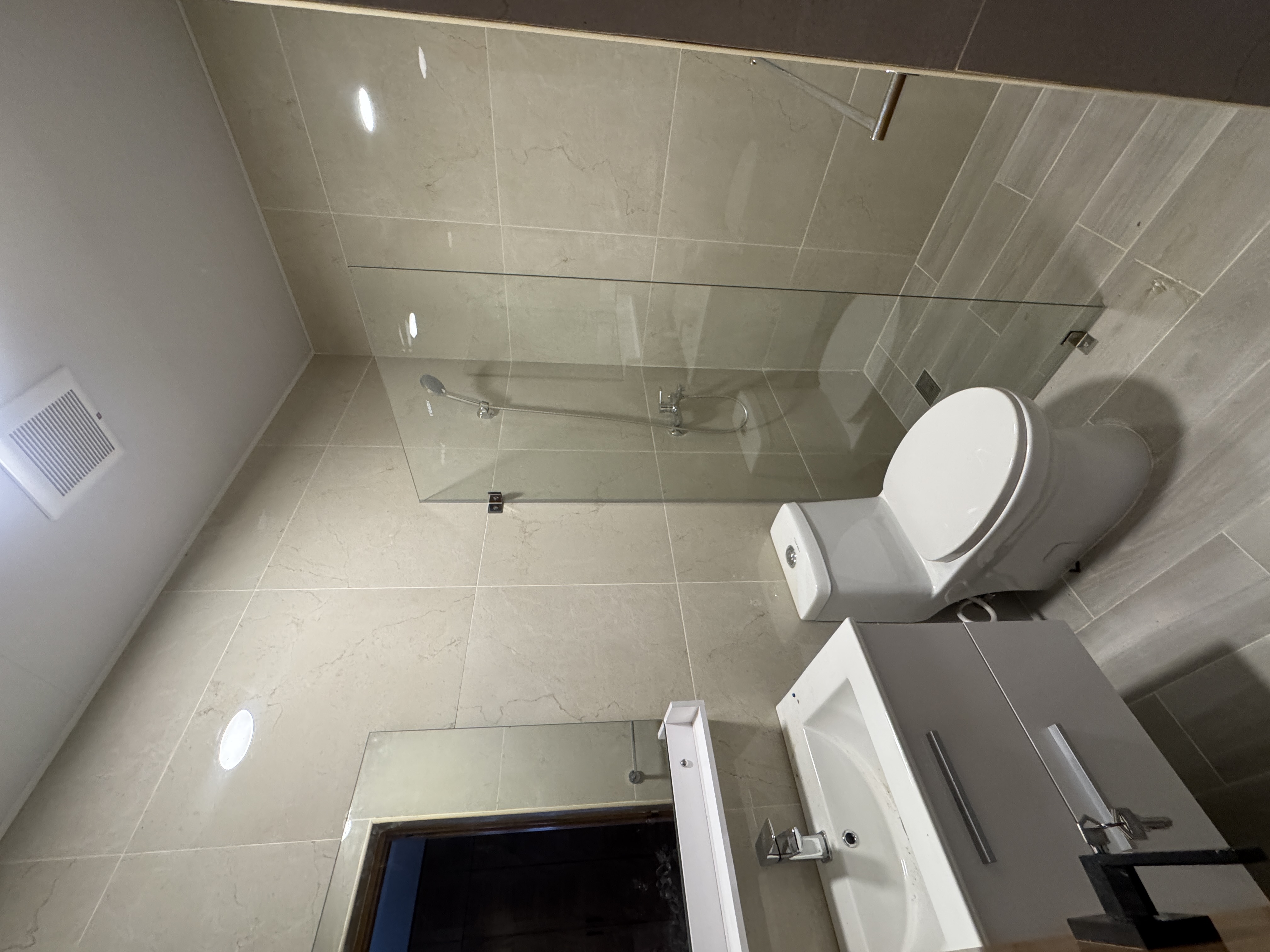 apartamentos - Apartamento de 2 hab en venta en Urbanizacion real 3
