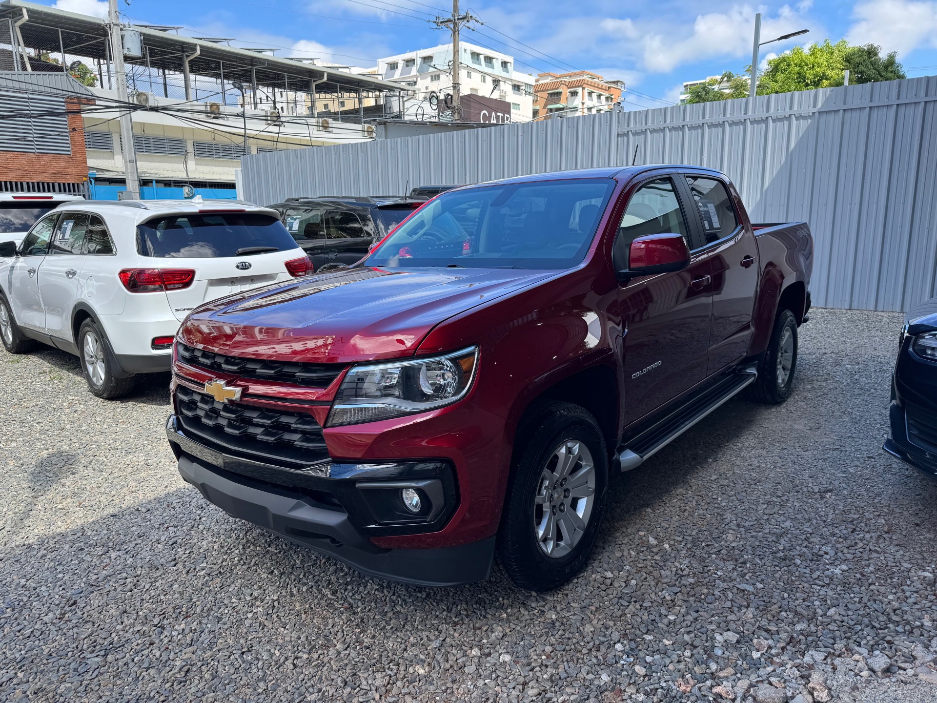 jeepetas y camionetas - Chevrolet Colorado 2021 americana  1