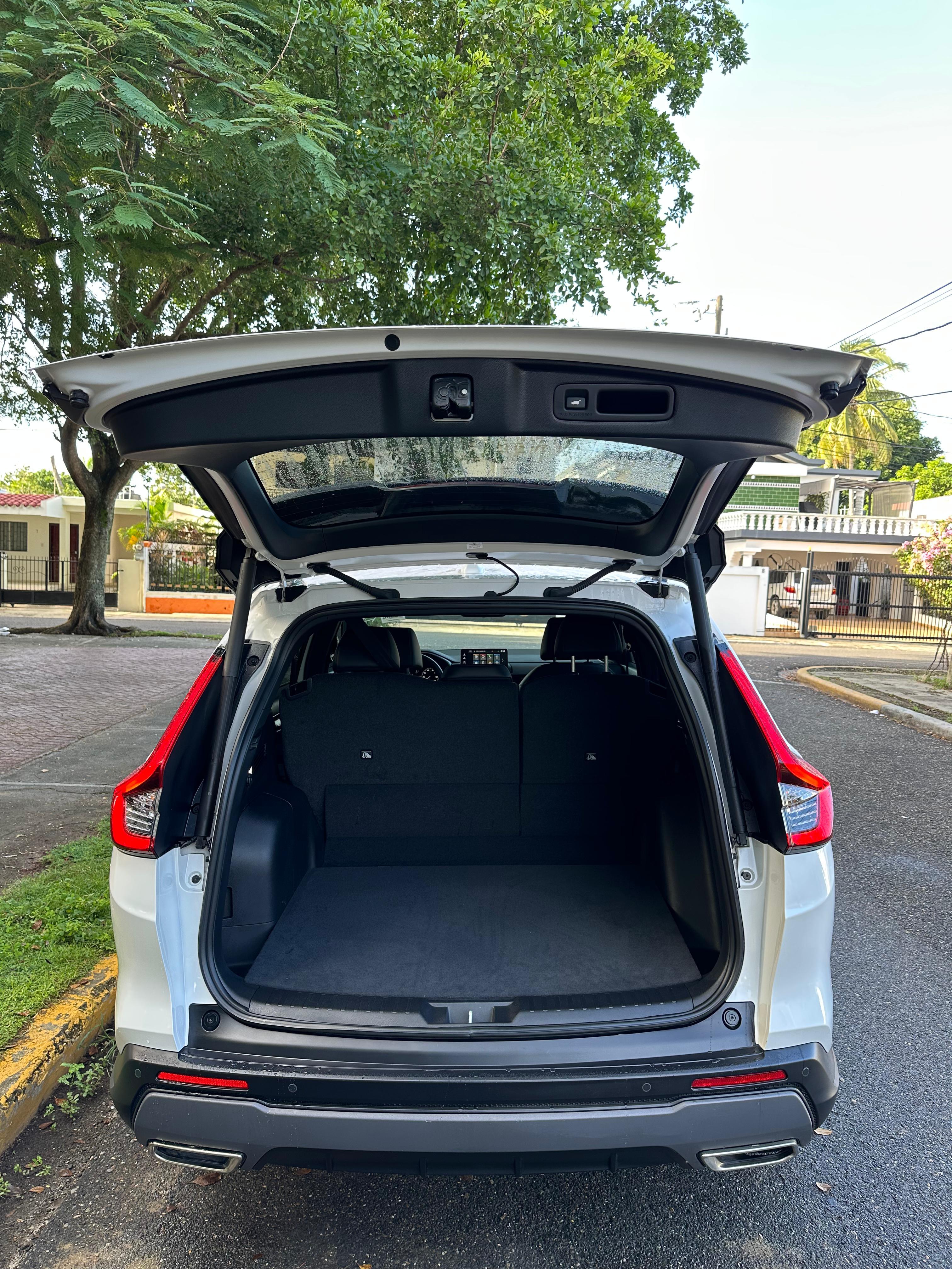 jeepetas y camionetas - Honda crv sport touring híbrida 2024 7