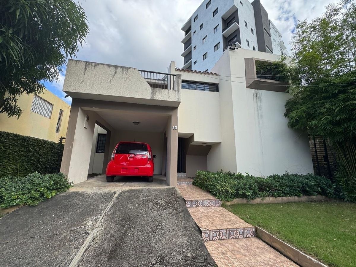 casas - Casa en Venta en Urbanizacion Fernandez 6