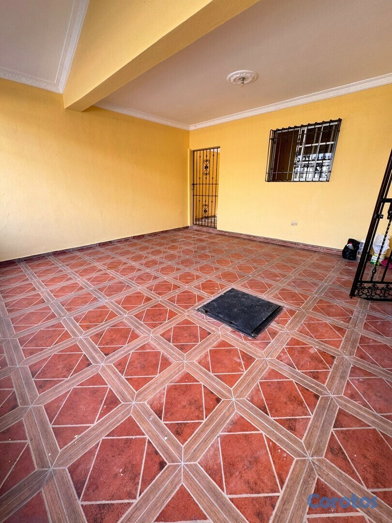 casas - Casa en Alquiler .. Primer Nivel en San Isidro! 10