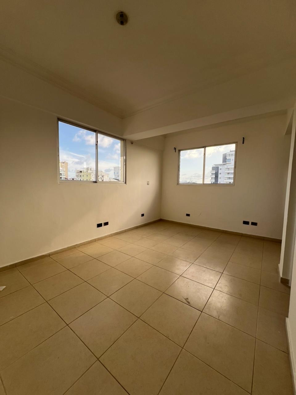 apartamentos - Alquiler de Apartamento - 7mo Piso en Renacimiento. 4