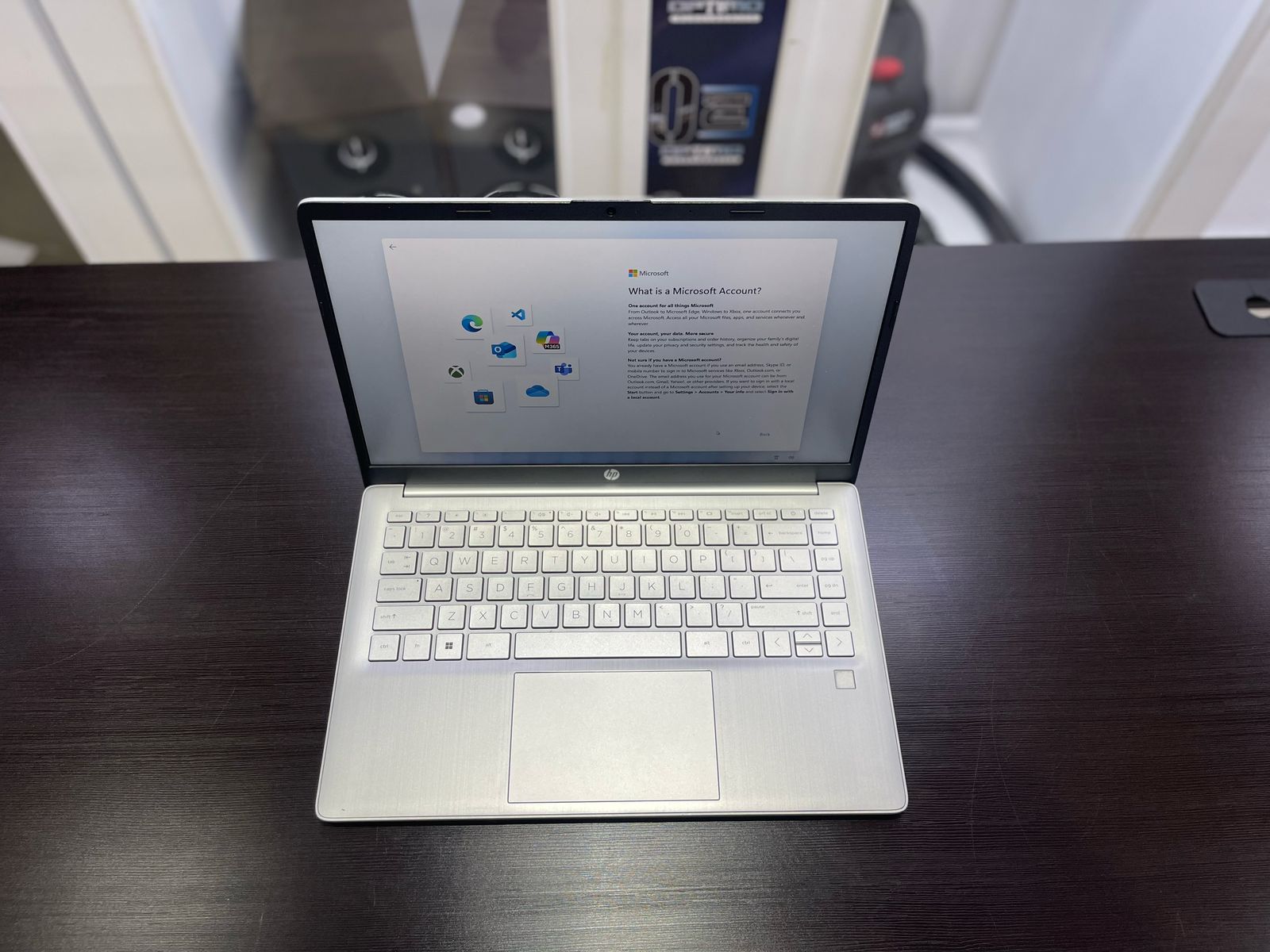computadoras y laptops - LAPTOP HP SNAPDRAGON 7C  4